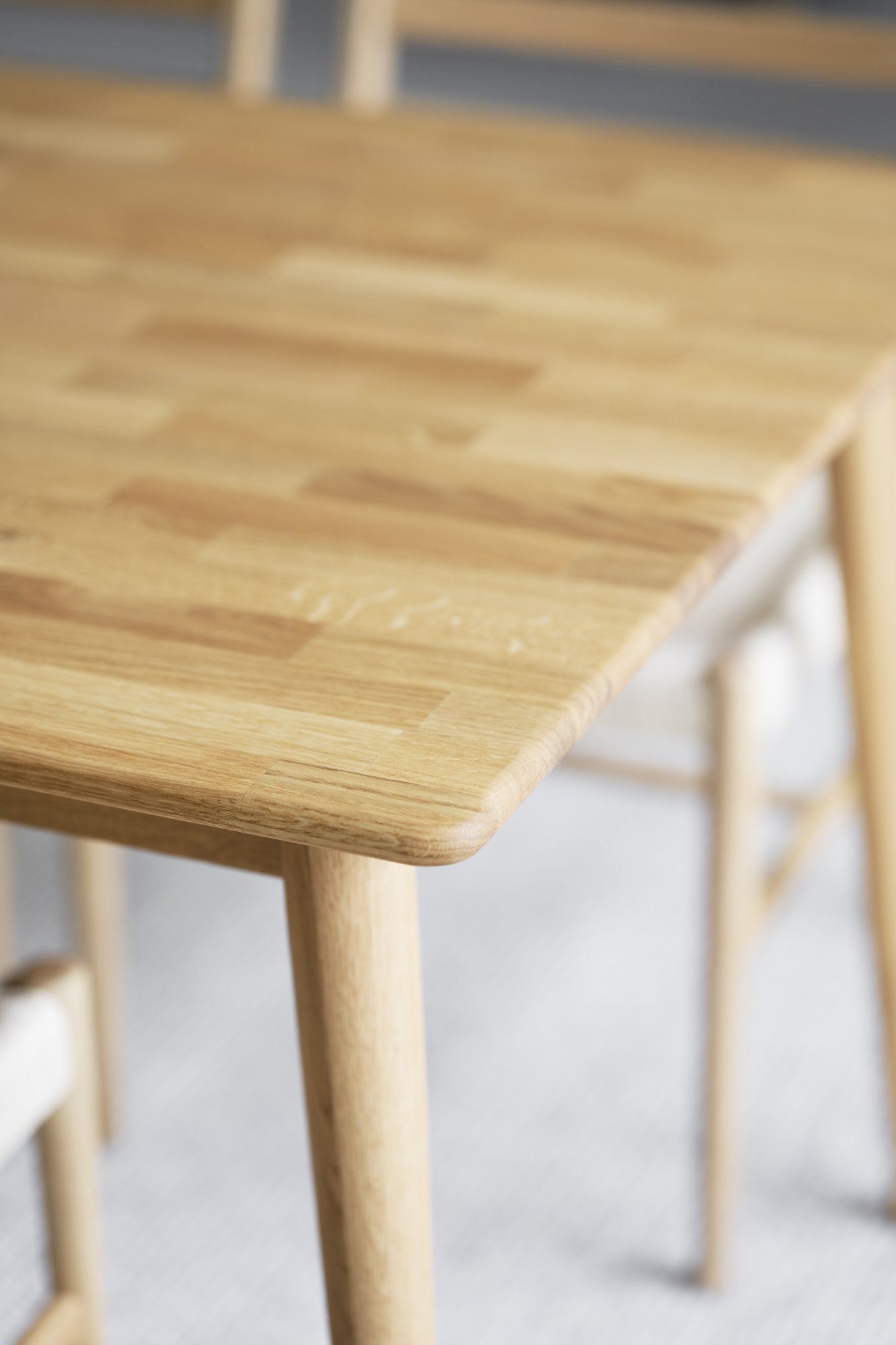 Machen Sie Ihr Zuhause komplett mit Esstisch Tyler 180x90cm, Eiche Natur.