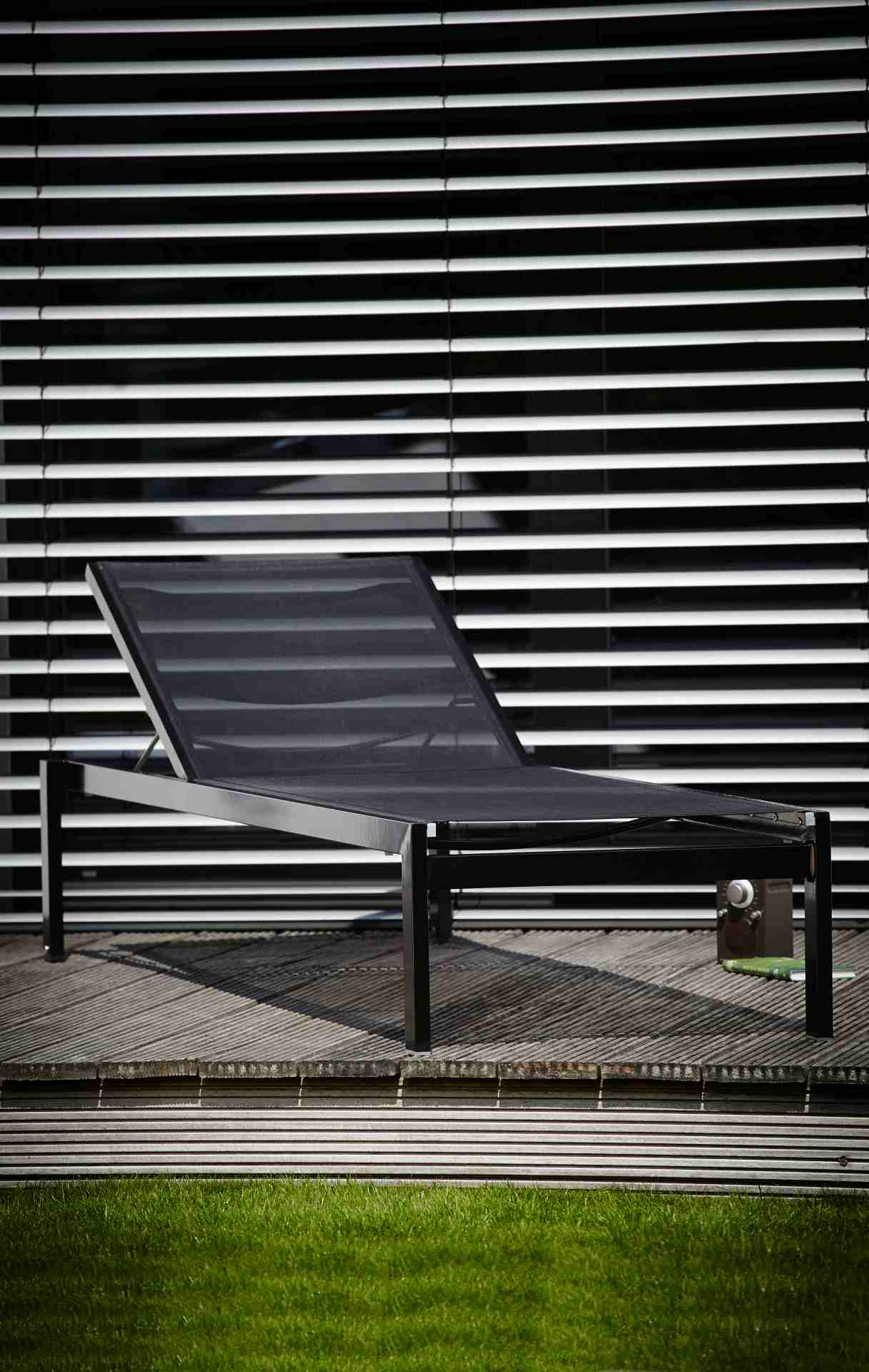 Sonnenliege Quadrato aus Aluminium, Silber/Schwarz