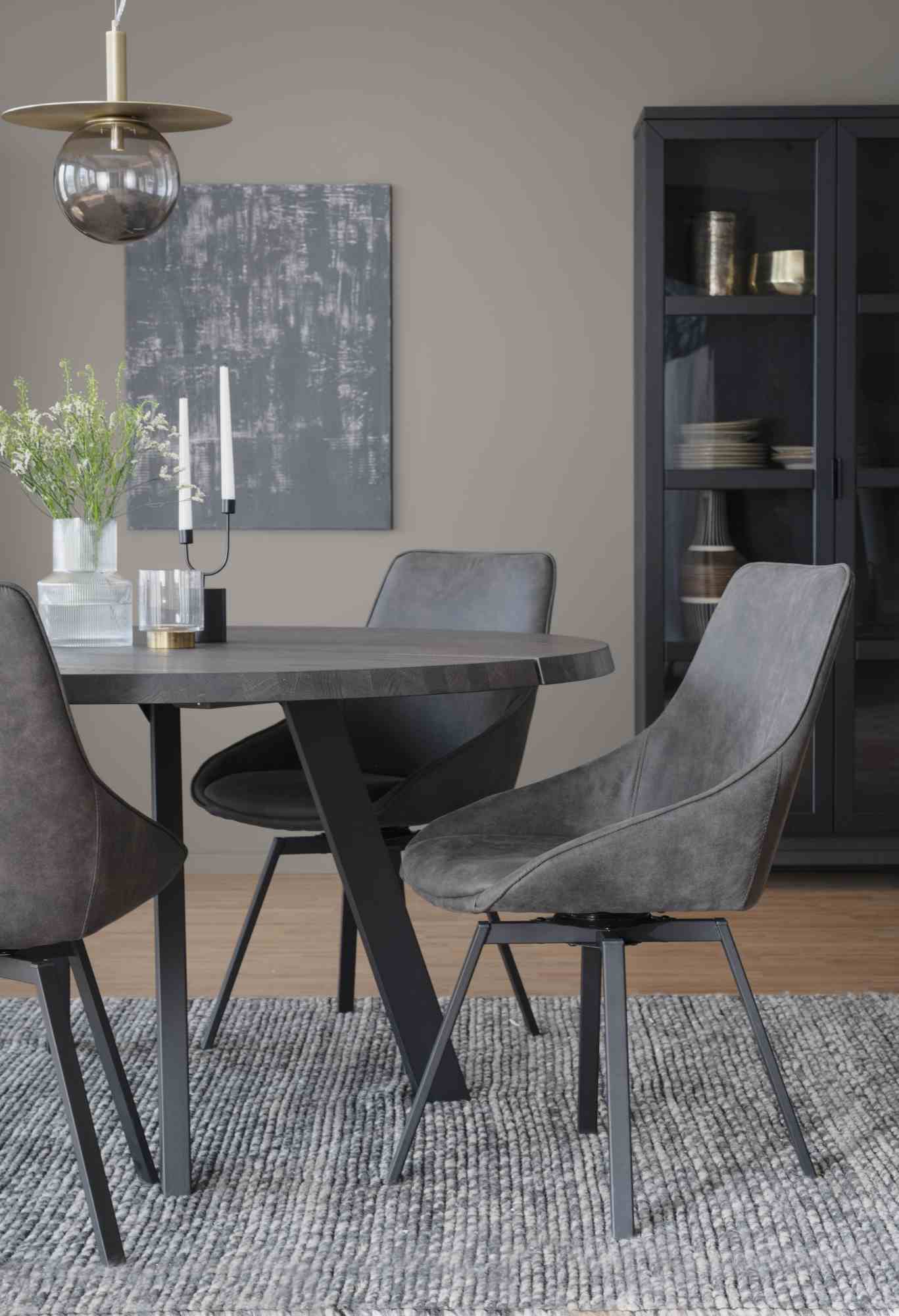 Esstisch Fred Rund 160cm, Eiche Braun – überzeugt mit zeitlosem Stil.