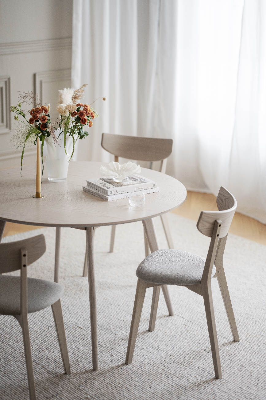 Esstisch Yumi Rund 115cm, MDF Eiche Weiß pigmentiert