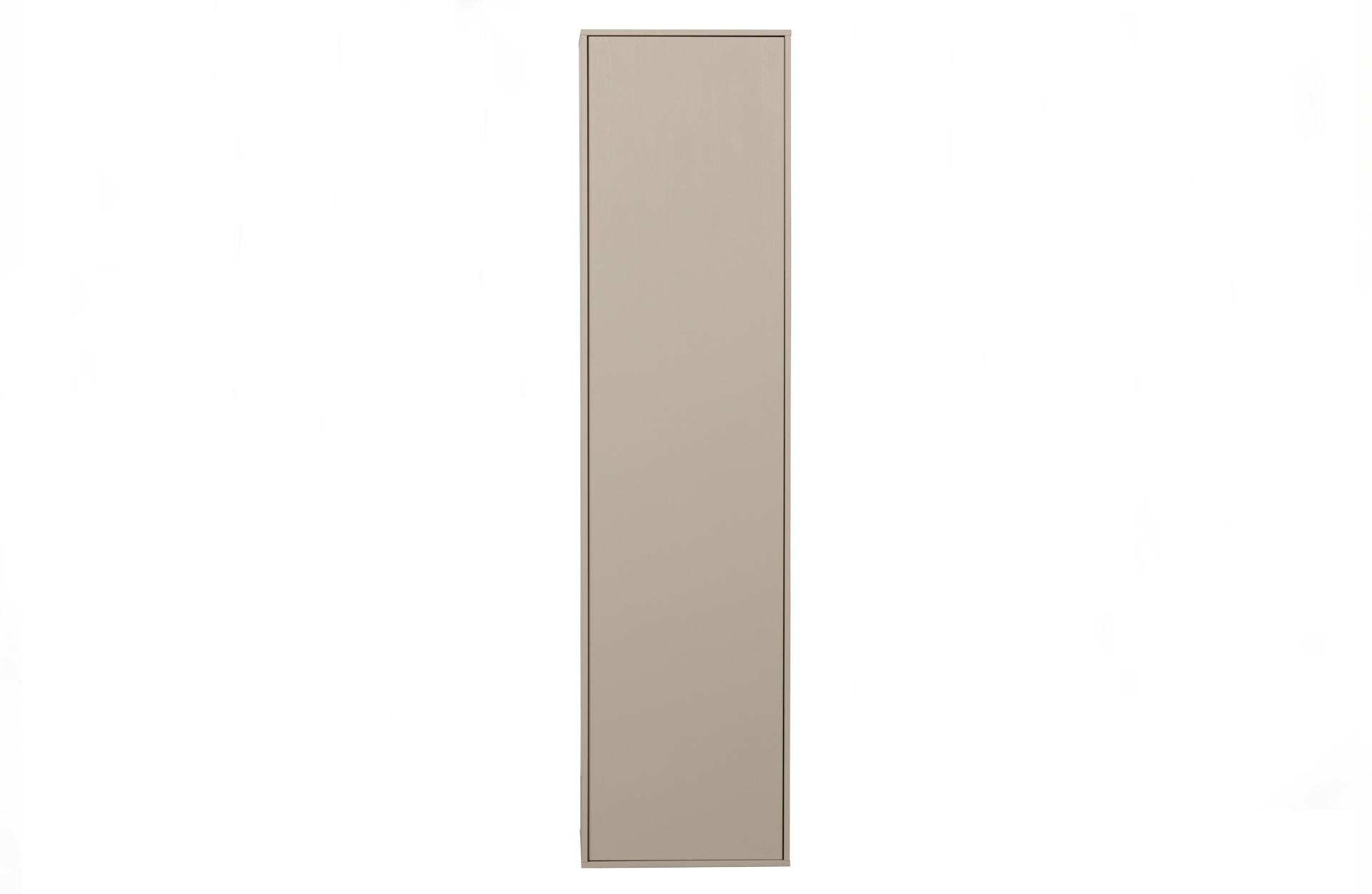 Der Modulschrank Daily Closet überzeugt mit seinem modernen Design. Gefertigt wurde er aus Kiefernholz, welches einen grauen Farbton besitzt. Der Schrank verfügt über eine Tür und hat eine Größe von 200x50 cm