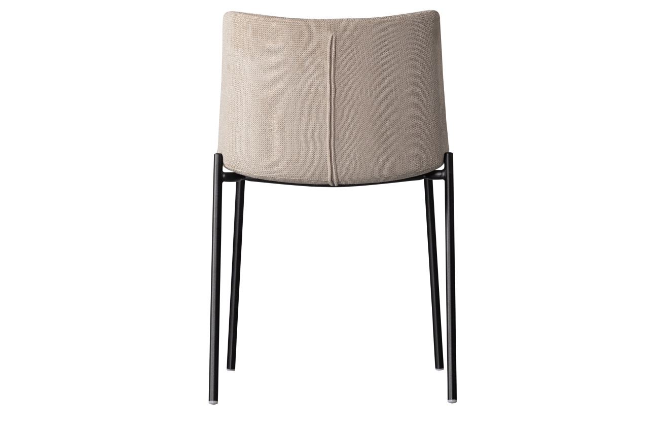 Der Esszimmerstuhl Tieme überzeugt mit seinem modernen Stil. Gefertigt wurde er aus Stoff, welches einen Sand Farbton besitzt. Das Gestell ist aus Metall und hat eine schwarze Farbe. Der Stuhl hat eine Sitzhöhe von 42 cm .