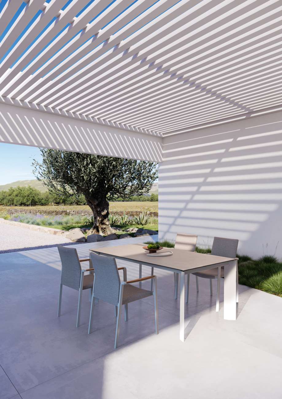 Gartenstuhl Jalisco mit Teakholz Armlehnen, Beige