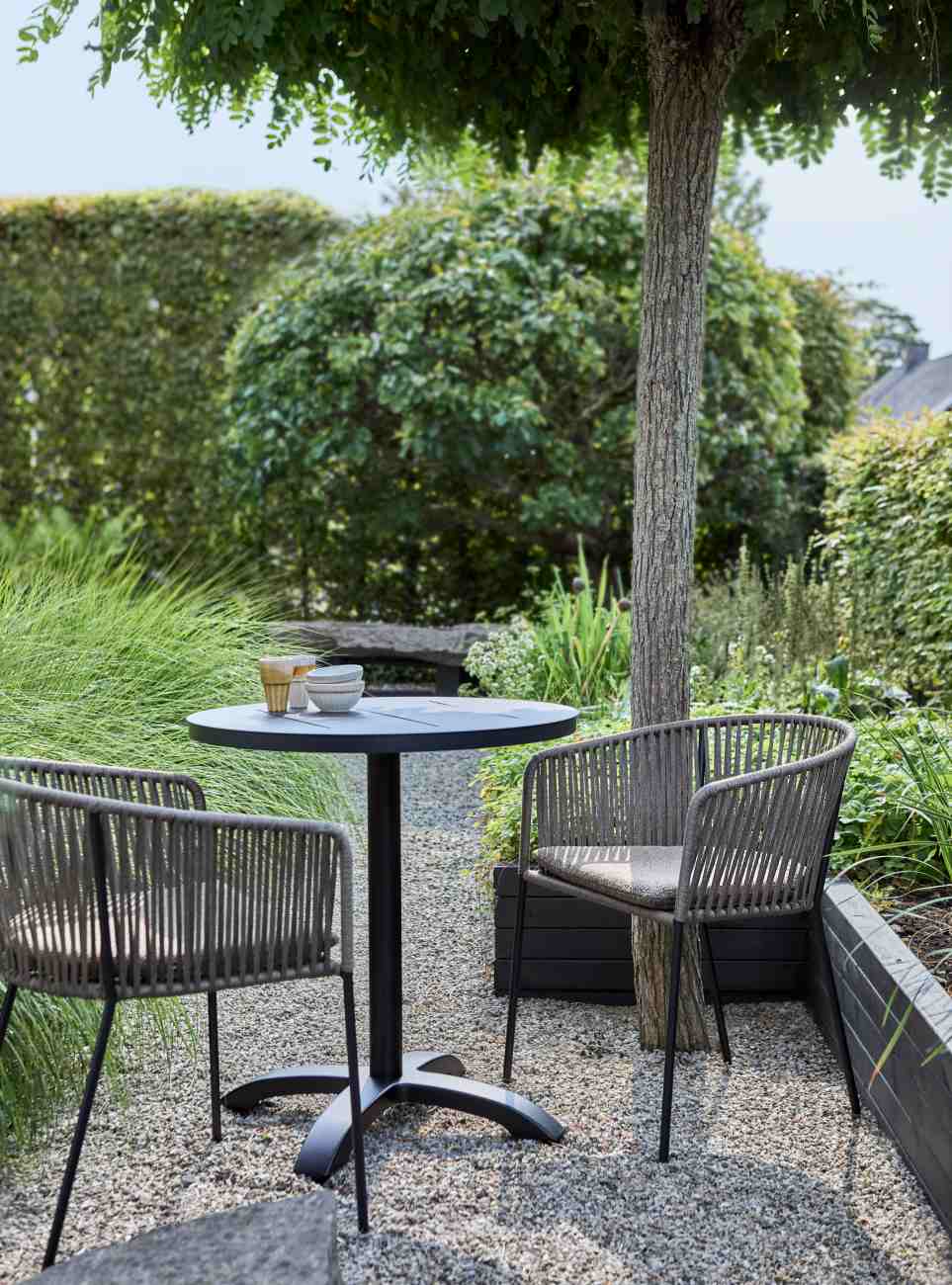 Gartenstuhl Piatto mit Armlehne, Braun