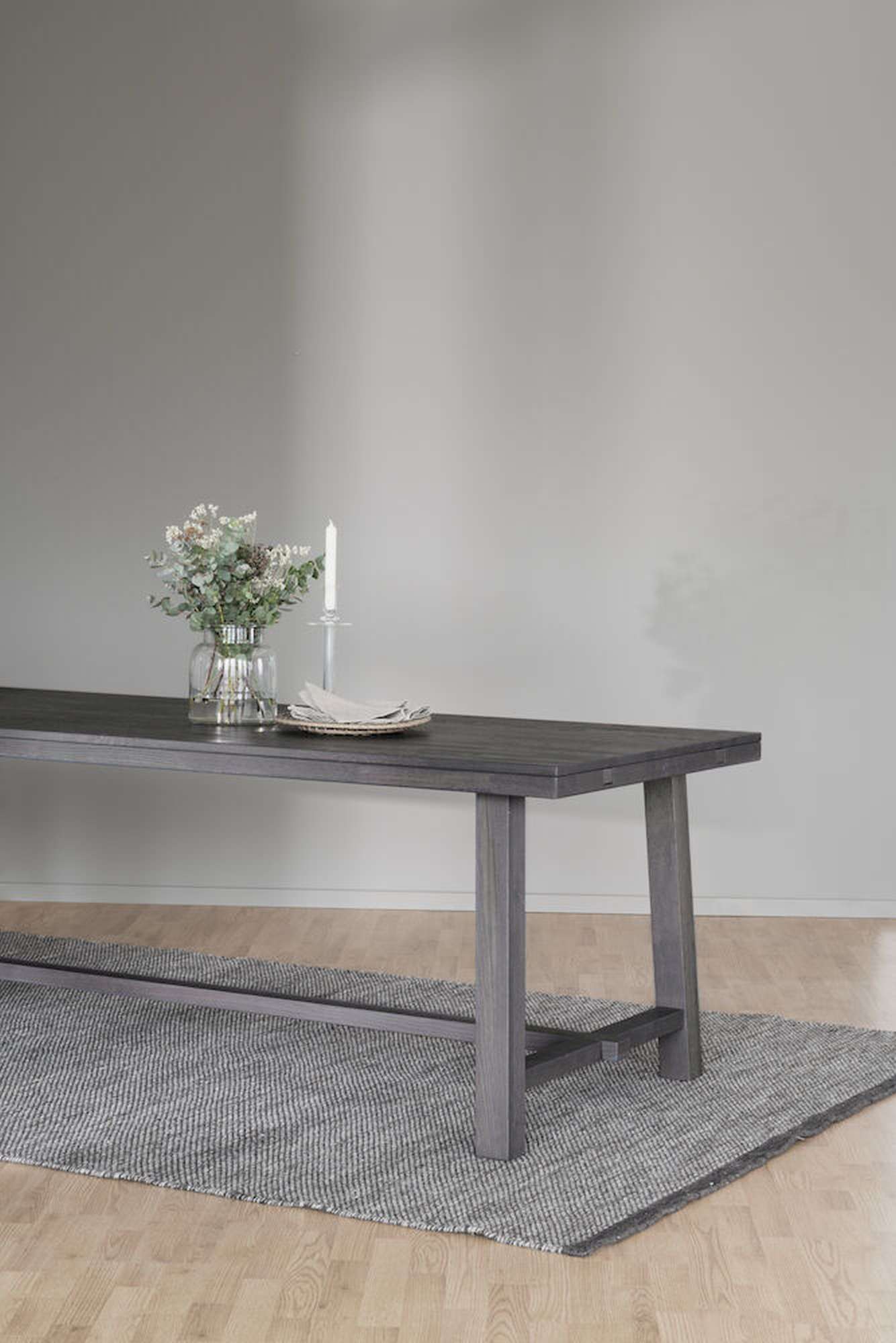 Hochwertiger Esstisch Brooklyn, Classic, 170cm, Braun für jede Einrichtung.