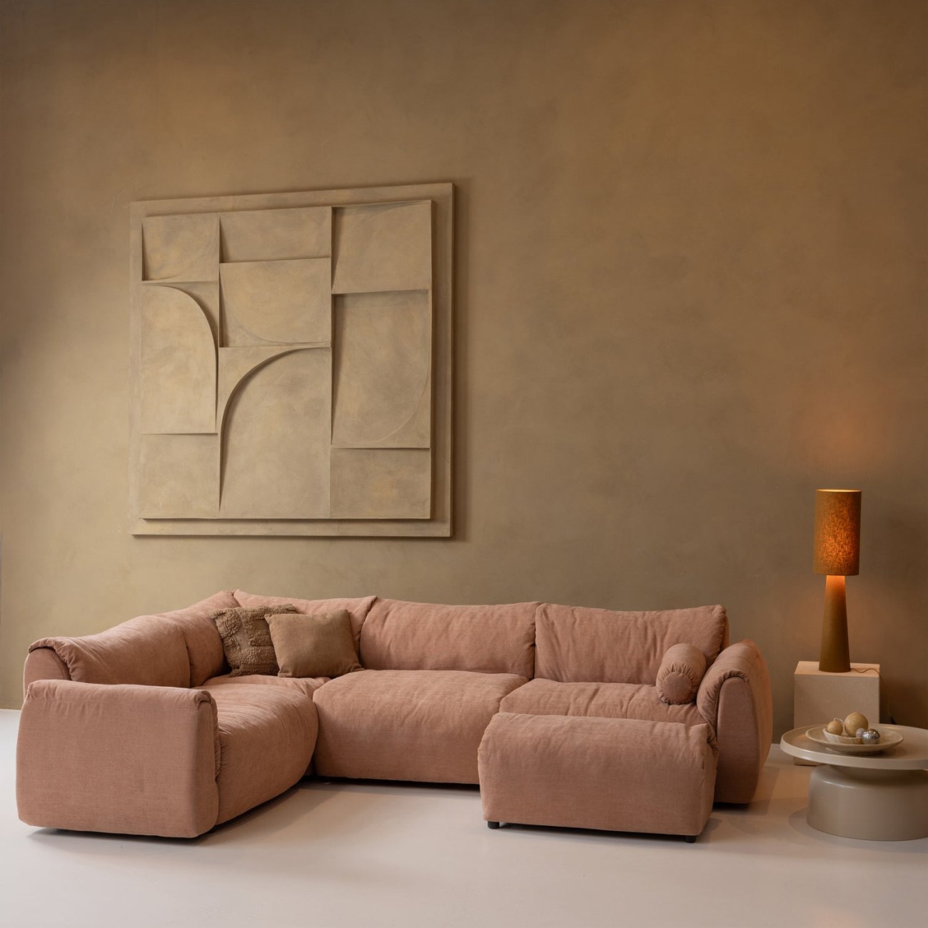 Hocker Baggy aus Chenille-Stoff, Altrosa