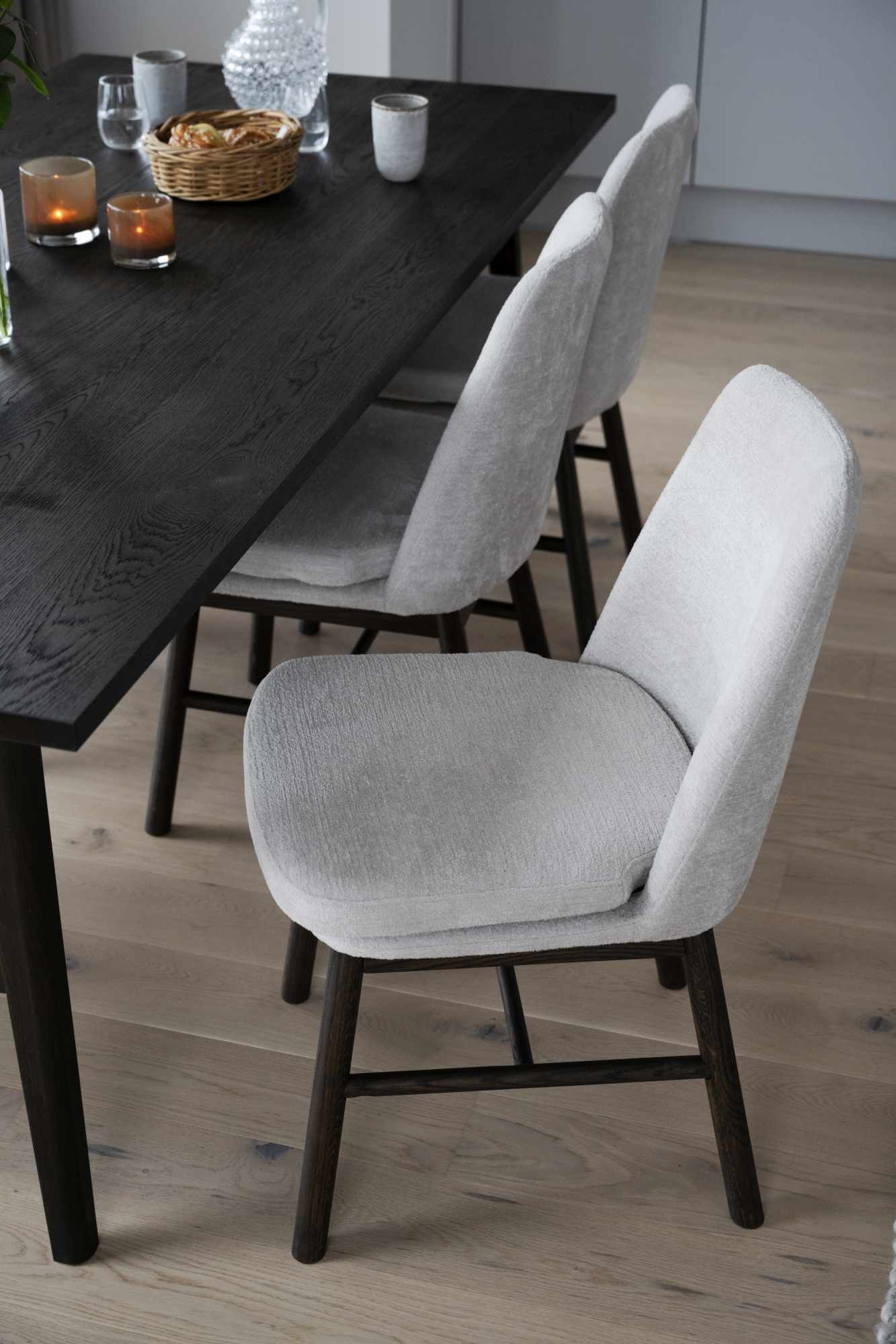 Machen Sie Ihr Zuhause komplett mit Stuhl Amesbury 2er Set Beige, Eiche braun.