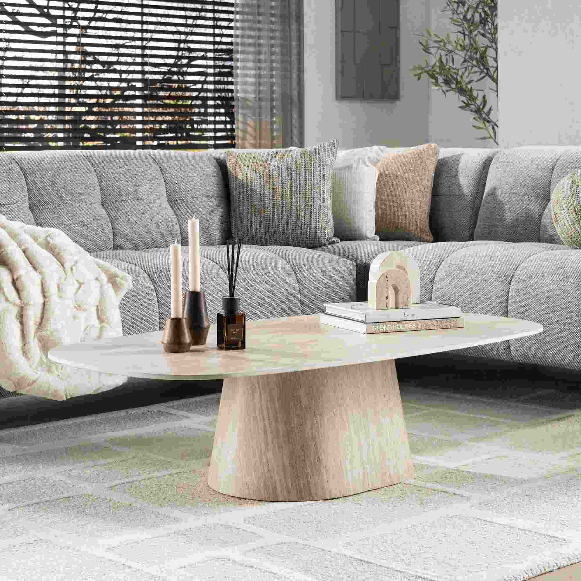 Couchtisch Orten mit ovaler Keramikplatte in Travertinoptik, 135 cm