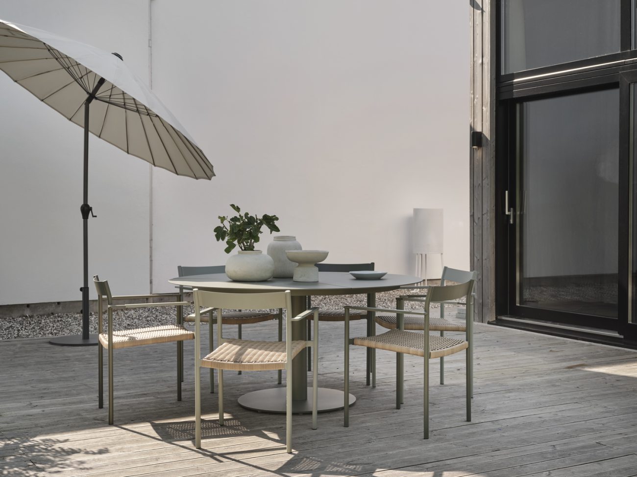 Gartenstuhl DK mit Armlehne, Nordic Green