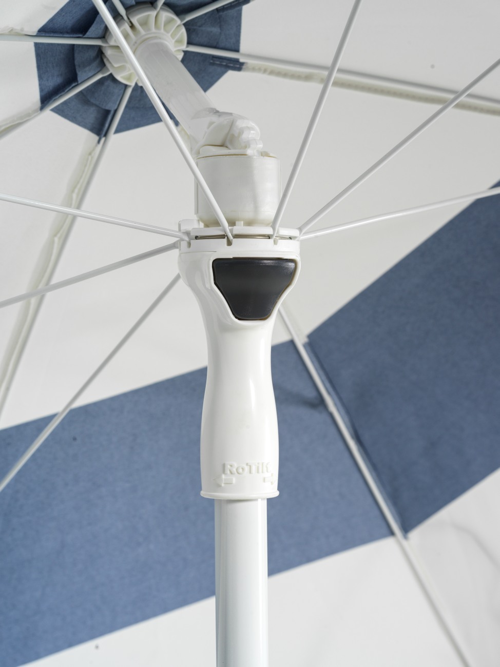 Sonnenschirm Follina Ø 180 cm, Blau