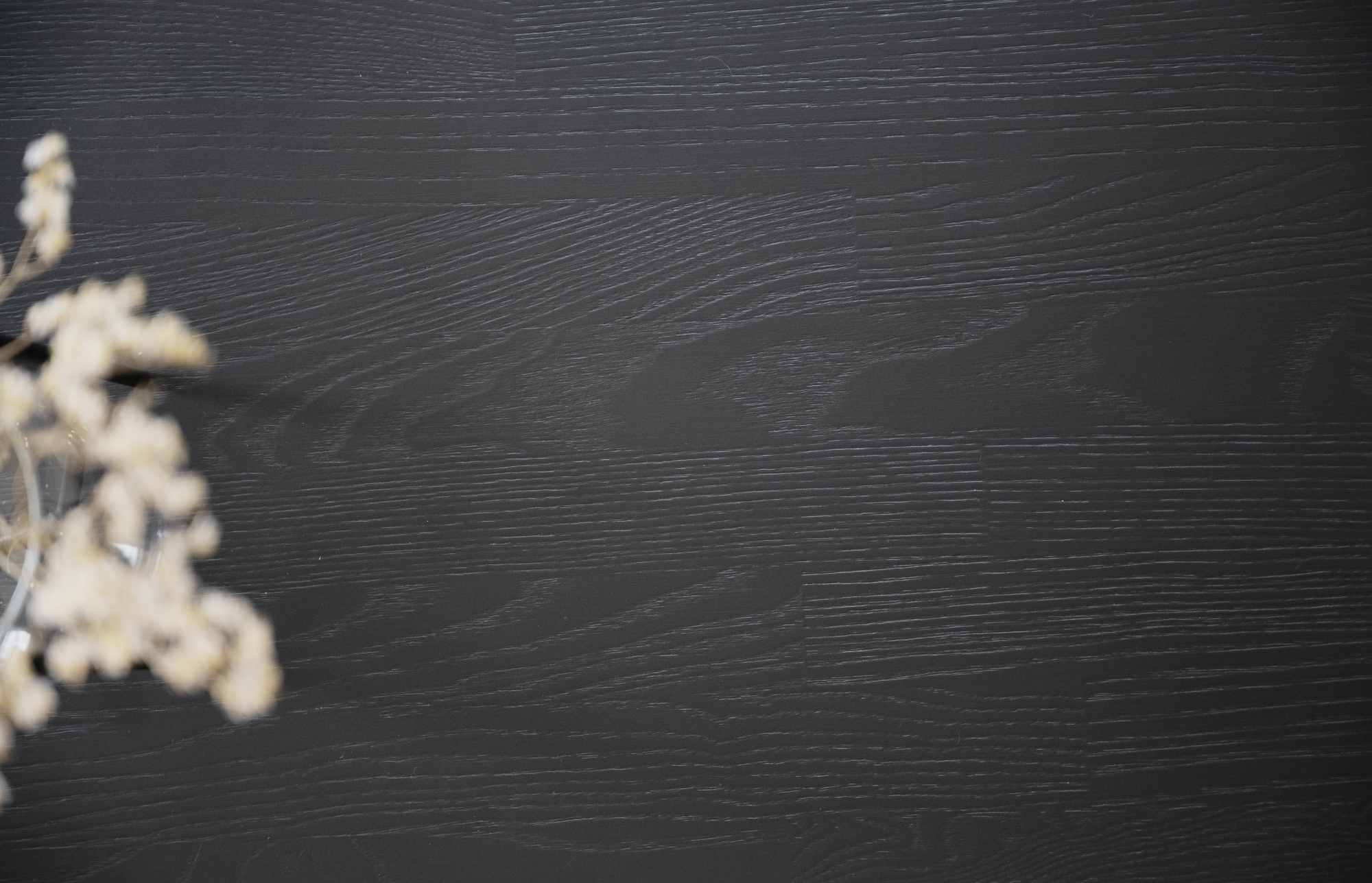 Komfortabel & schön – Esstisch Fred Rund 160cm, Esche Schwarz.