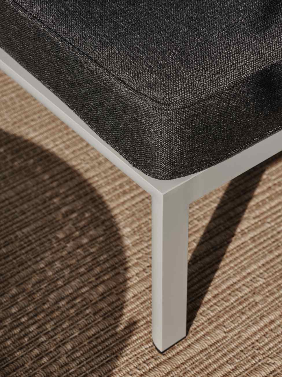 Gartenecksofa Delia mit Kissen, Hellgrau