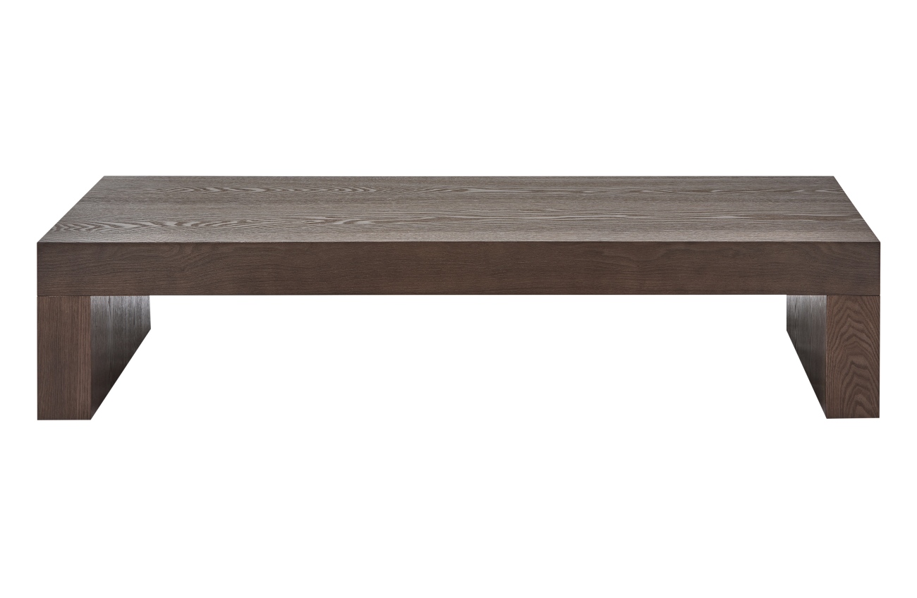 Der Couchtisch Marte überzeugt mit seinem modernen Stil. Gefertigt wurde er aus Holz, welche einen braunen Farbton besitzt. Der Tisch besitzt eine Größe von 120x50x25 cm.