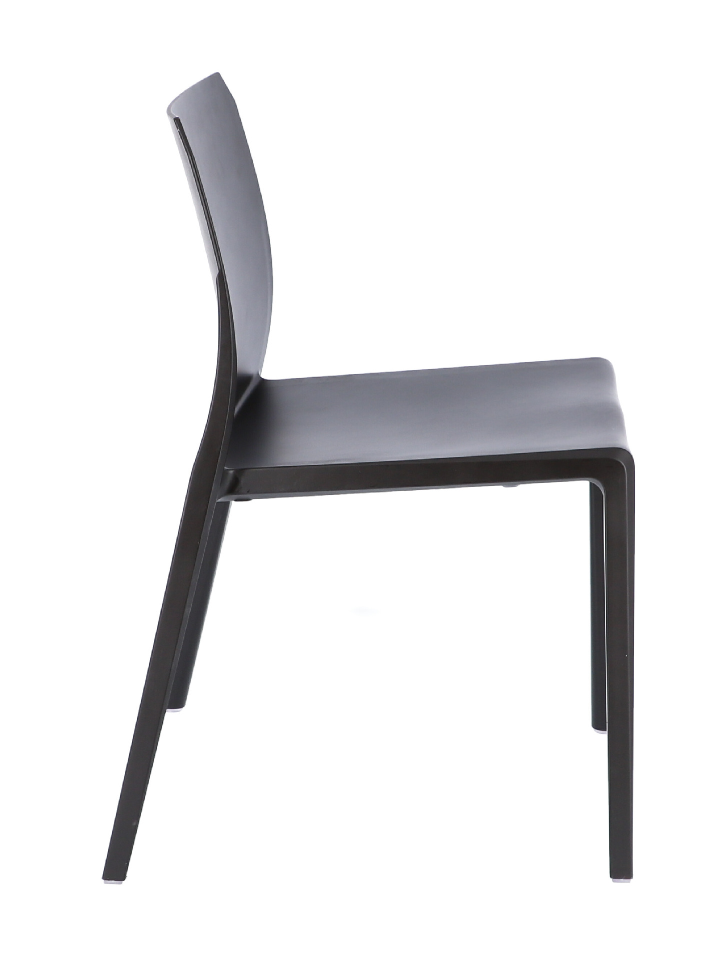 Stapelstuhl-mia-jankurtz-schwarz