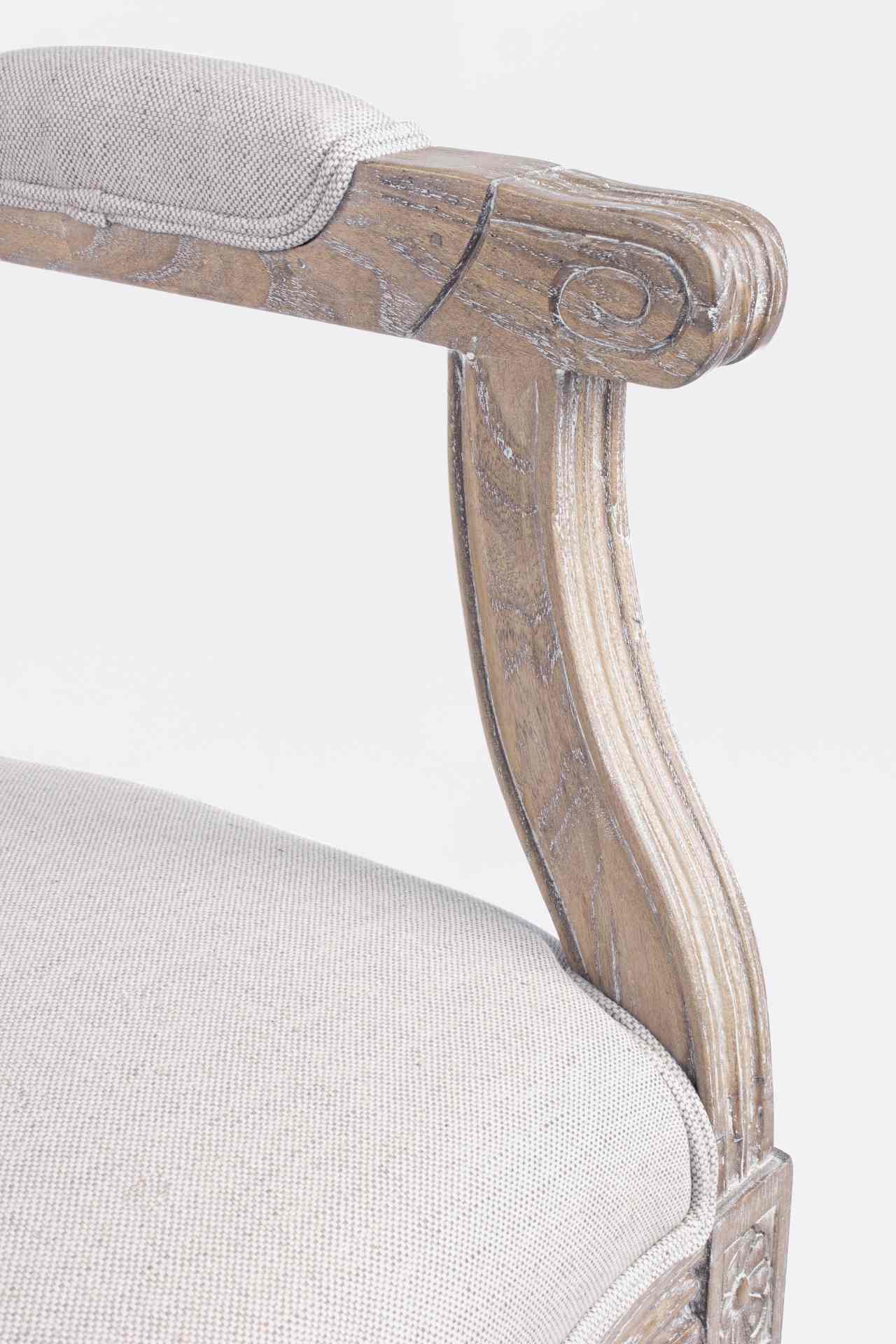 Der Stuhl Liliane überzeugt mit seinem klassischen Design. Gefertigt wurde der Stuhl aus Eschenholz, welches natürlich gehalten wurde. Die Sitzfläche ist aus Stoffbezug, welcher aus einem Mix aus Leinen und Baumwolle besteht. Die Rückenfläche besteht aus 