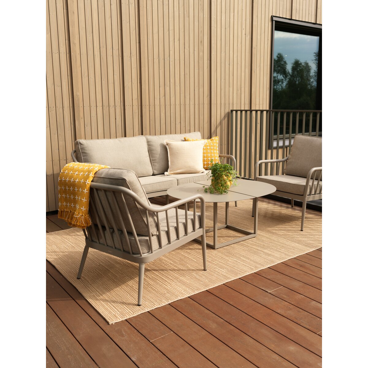 Gartensessel Coleville Khaki/Burlap Beige - aus Aluminium & Olefin, inkl. Kissen