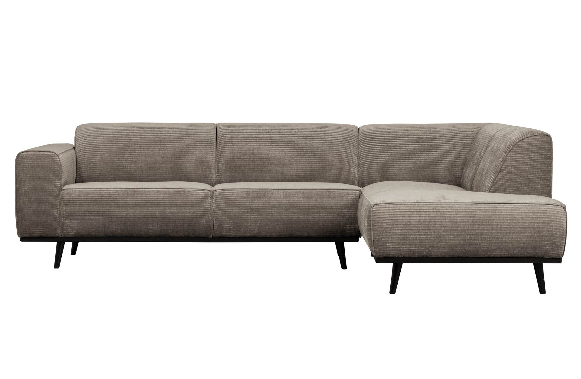 Das Ecksofa Statement überzeugt mit seinem modernen Design. Gefertigt wurde es aus gewebten Jacquard, welches einen Beige Farbton besitzen. Das Gestell ist aus Birkenholz und hat eine schwarze Farbe. Das Sofa hat eine Breite von 274 cm.