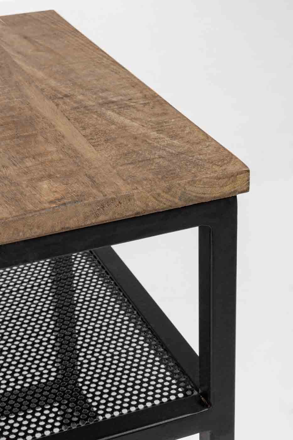 Der Beistelltisch Roderic hat ein industrial Stil. Gefertigt wurde der Tisch aus einem Metall Gestell, welches Lackiert ist. Die Tischplatte ist aus Mangoholz mit einer Feinbearbeitung.