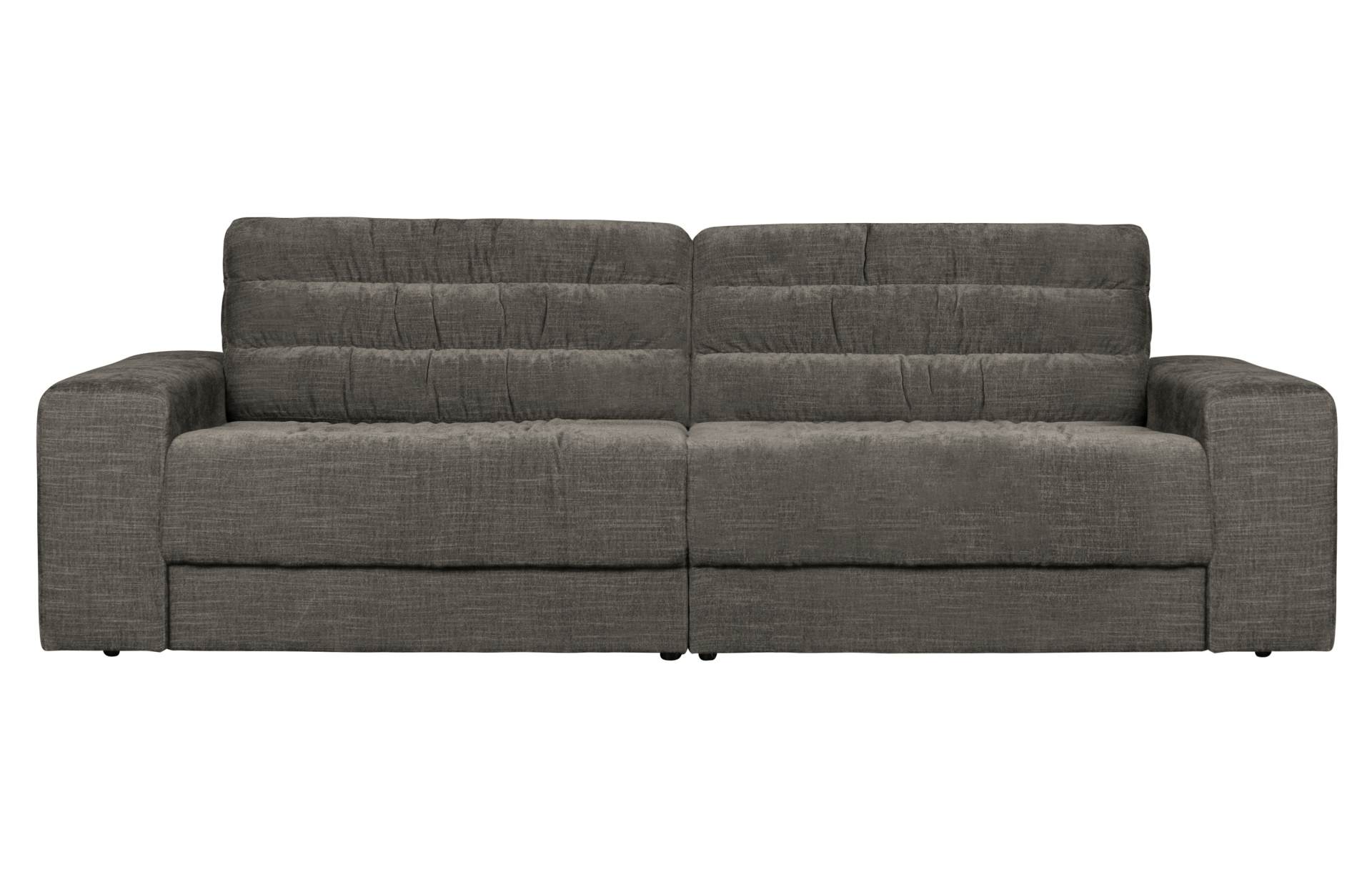 Das Sofa Date überzeugt mit seinem klassischen Design. Gefertigt wurde es aus einem Vintage Stoff, welcher einen grauen Farbton besitzen. Das Gestell ist aus Kunststoff und hat eine schwarze Farbe. Das Sofa hat eine Breite von 226 cm.
