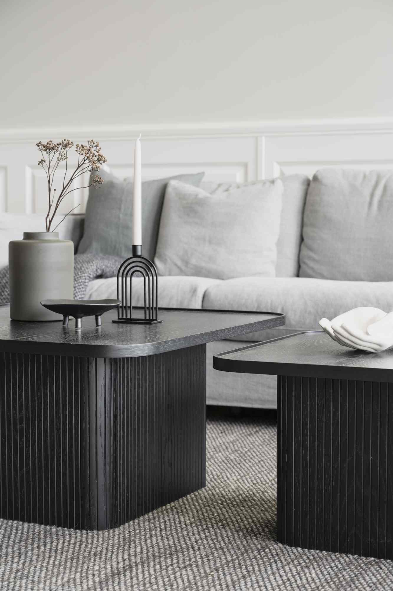 Couchtisch Sullivan, Schwarz, 60x60x37cm passt perfekt in stilvolle Wohnräume.