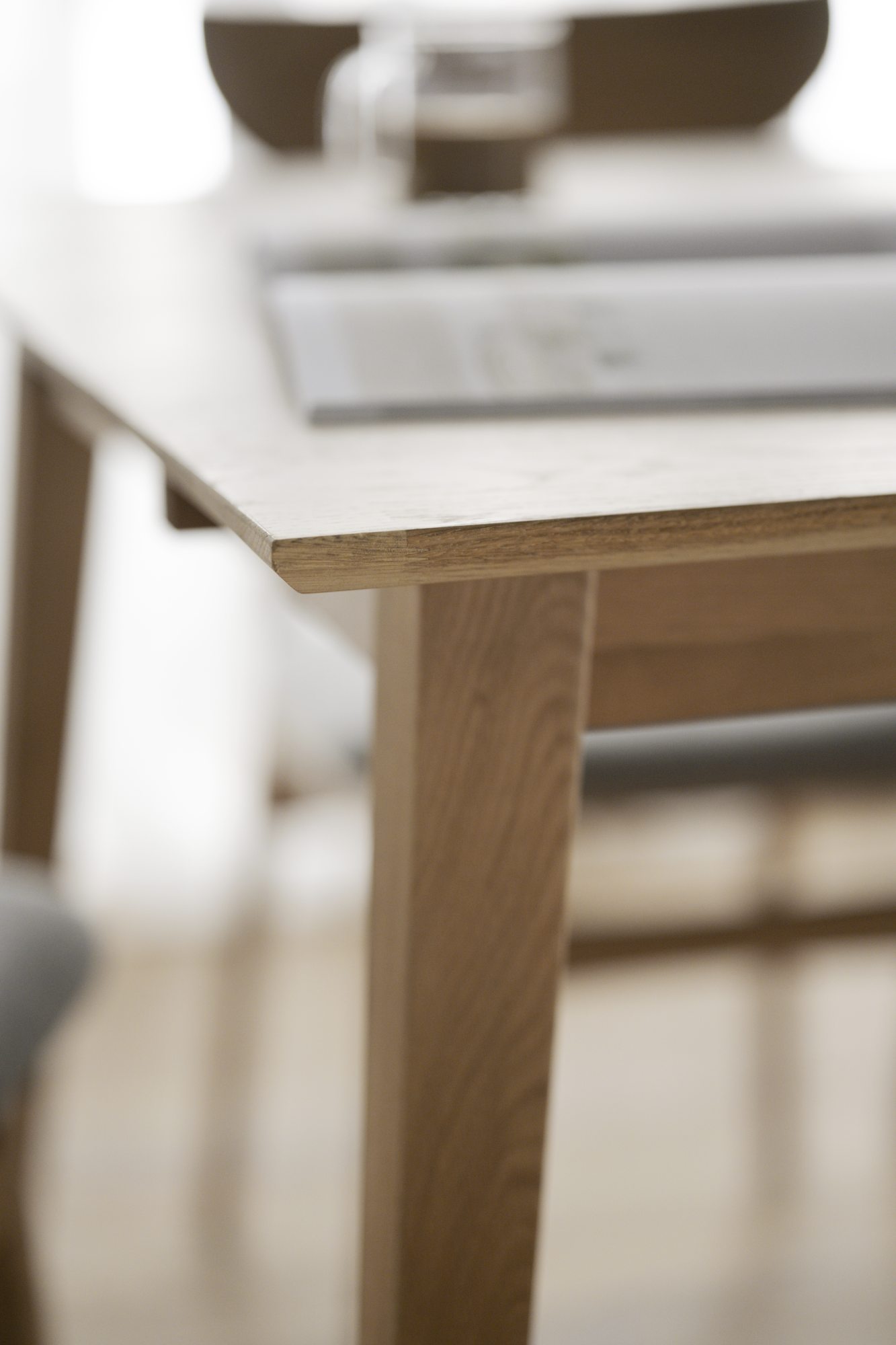 Hochwertiger Esstisch Filippa Rechteckig 180x90cm, Eiche Natur für jede Einrichtung.