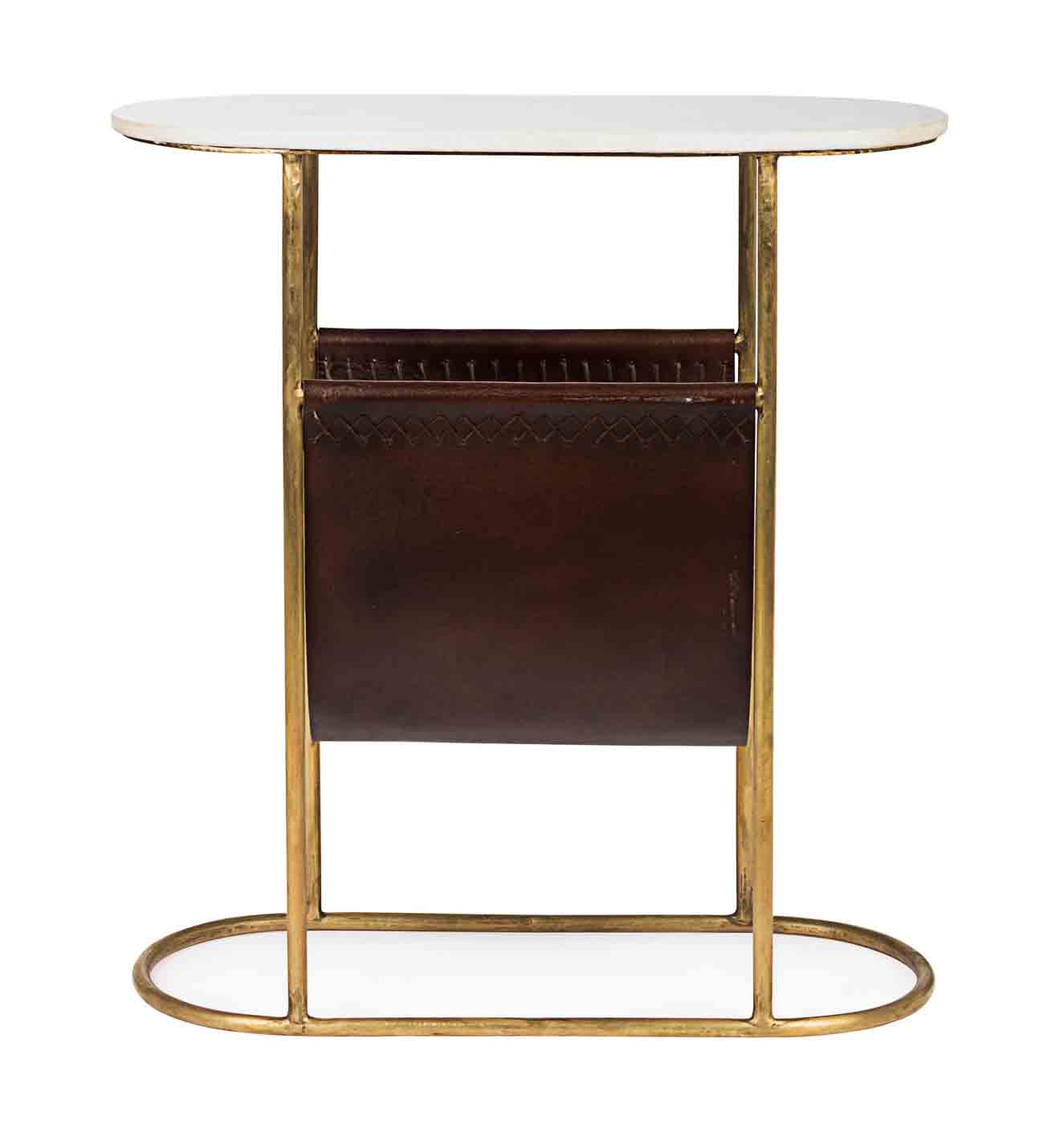 Das Gestell des Beistelltisches Marm ist aus vergoldetem Metall hergestellt. Die Tischplatte ist aus Marmor und unterstreicht das klassische Design. Der Tisch verfügt über ein Zeitschriftständer aus echtem Leder.