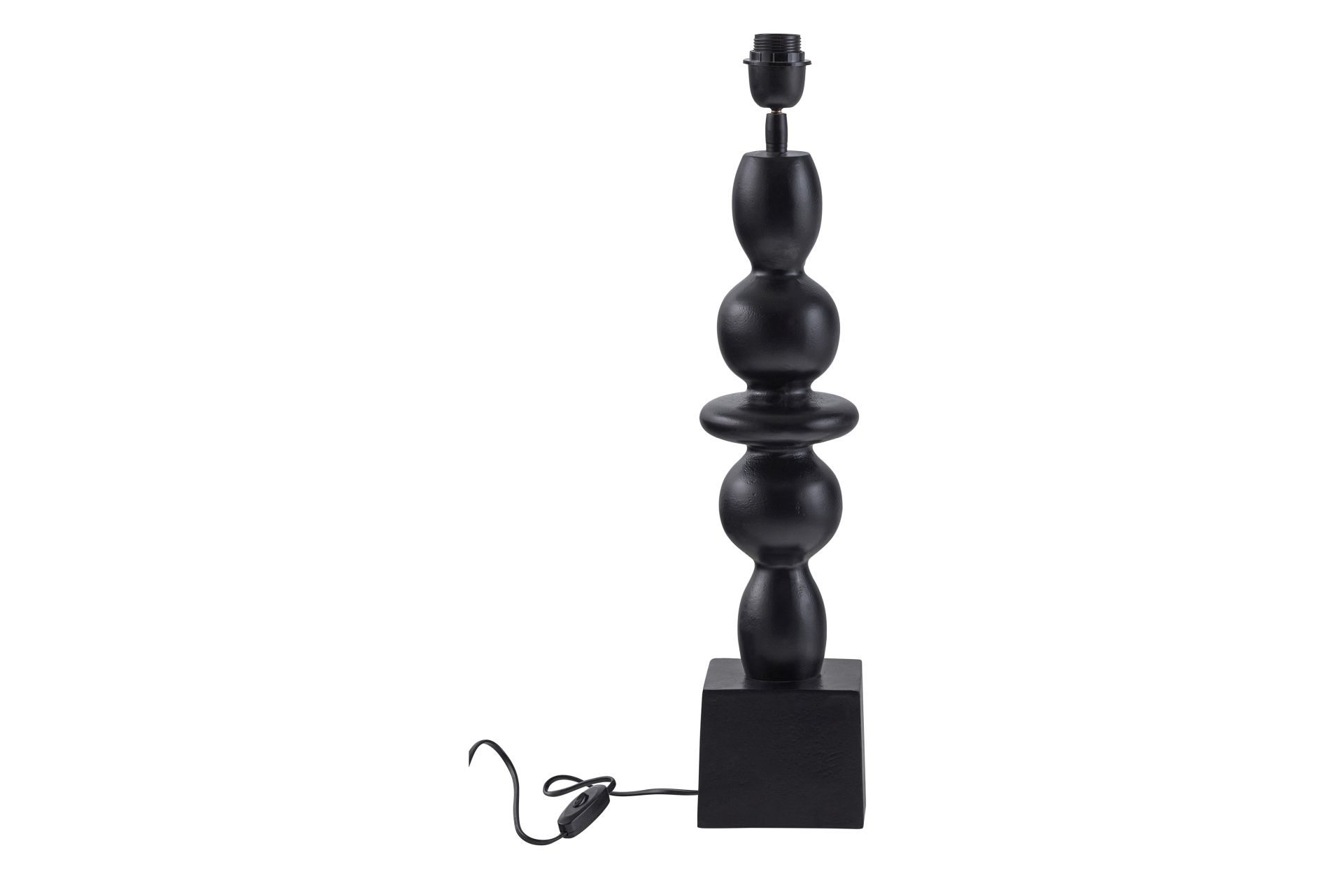 Der Lampenfuß Chrissie überzeugt mit seinem klassischen Design. Gefertigt wurde er aus Aluminium, welches einen schwarzen Farbton besitzen. Der Lampenfuß besitzt eine Höhe von 65 cm.