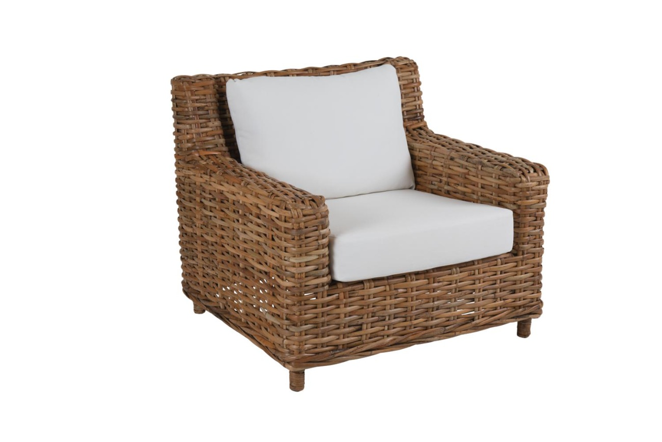 Der Gartensessel Rossvik überzeugt mit seinem modernen Design. Gefertigt wurde er aus Stoff, welcher einen weißen Farbton besitzt. Das Gestell ist aus Rattan und hat eine braune Farbe. Die Sitzhöhe des Sessels beträgt 47 cm.