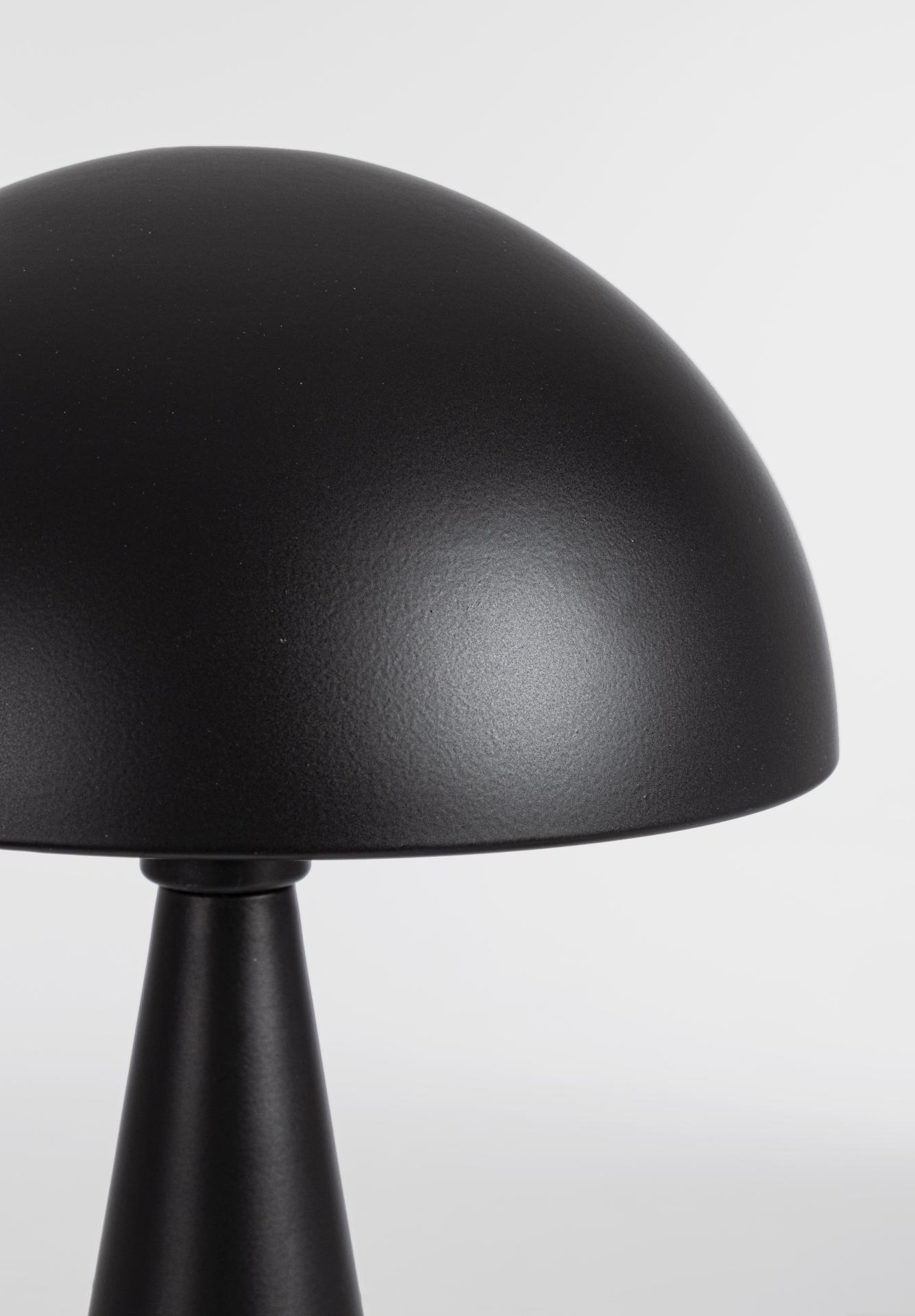 Die Tischleuchte Modern überzeugt mit ihrem modernen Design. Gefertigt wurde sie aus Metall, welches einen schwarzen Farbton besitzt. Der Lampenschirm ist auch aus Metall. Die Lampe besitzt eine Höhe von 36,5 cm.