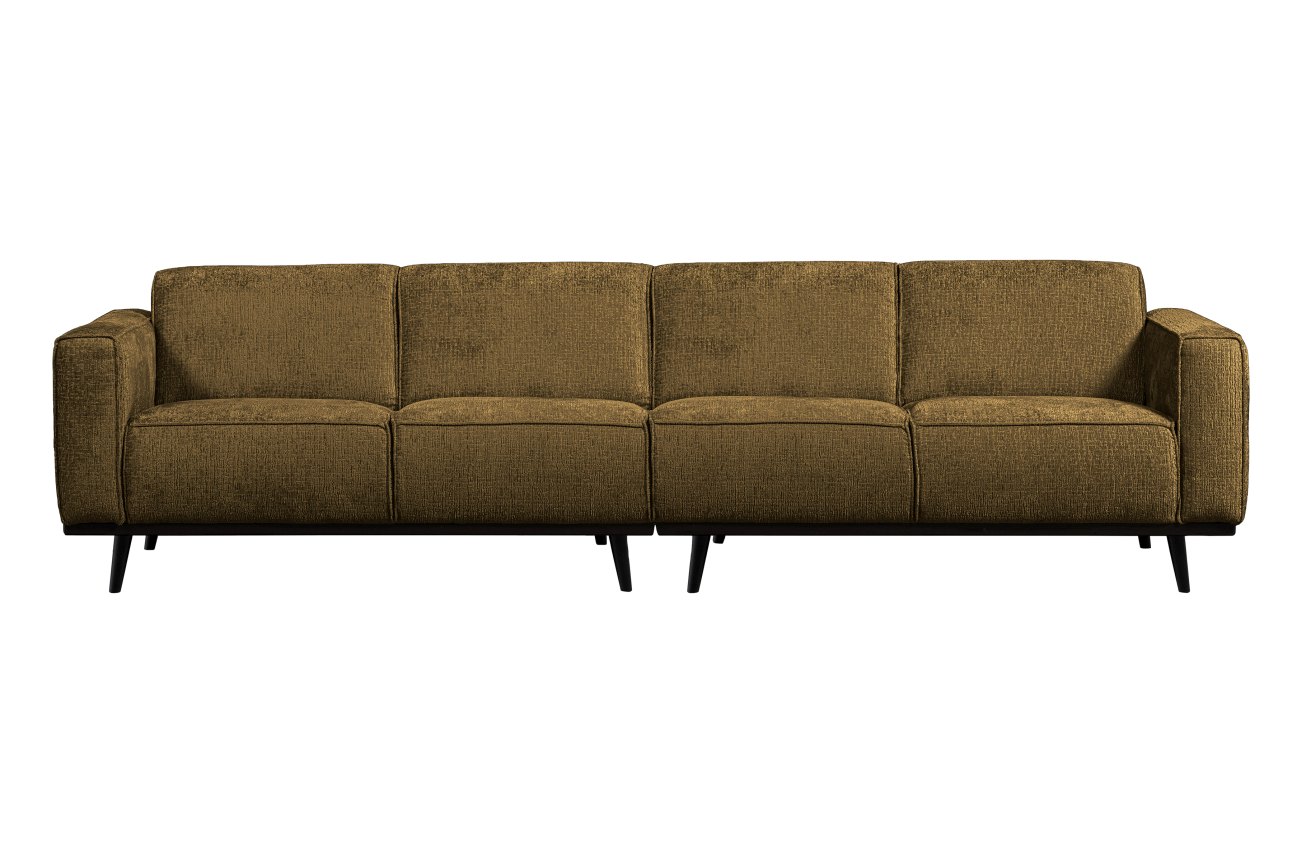 Das Sofa Statement überzeugt mit seinem modernen Stil. Gefertigt wurde es aus Struktursamt, welches einen braunen Farbton besitzt. Das Gestell ist aus Birkenholz und hat eine schwarze Farbe. Das Sofa besitzt eine Breite von 280 cm.