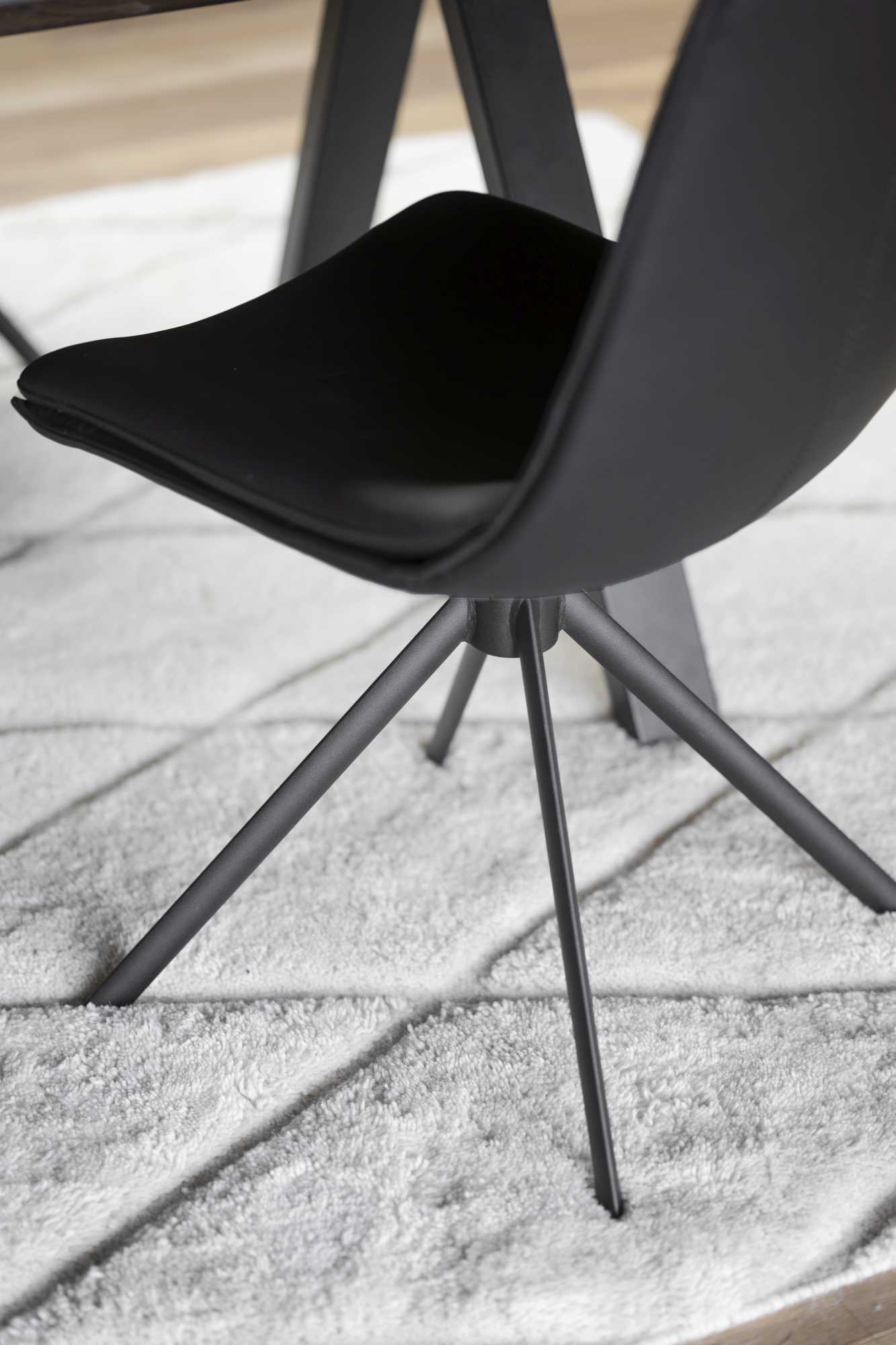 Machen Sie Ihr Zuhause komplett mit Stuhl Lowell 2er Set Drehgestell, Leder Braun.