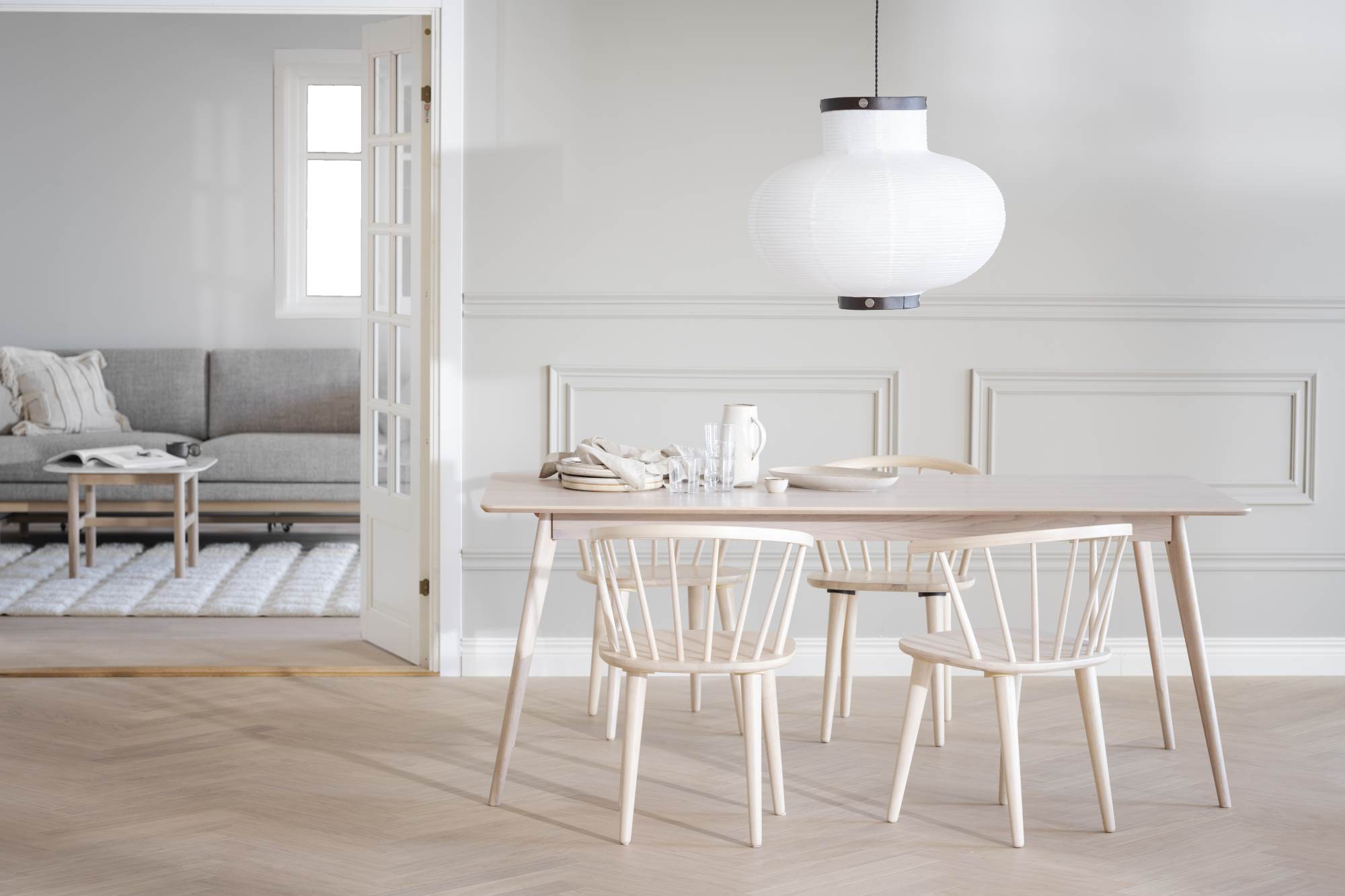 Esstisch Yumi Rechteckig 190x90cm, MDF Eiche weiß pigmentiert – modernes Design trifft Komfort.