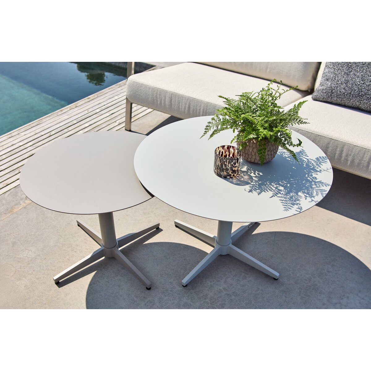 Gartencouchtisch Mill aus Aluminium - Rund Ø 75 cm, Pearl White