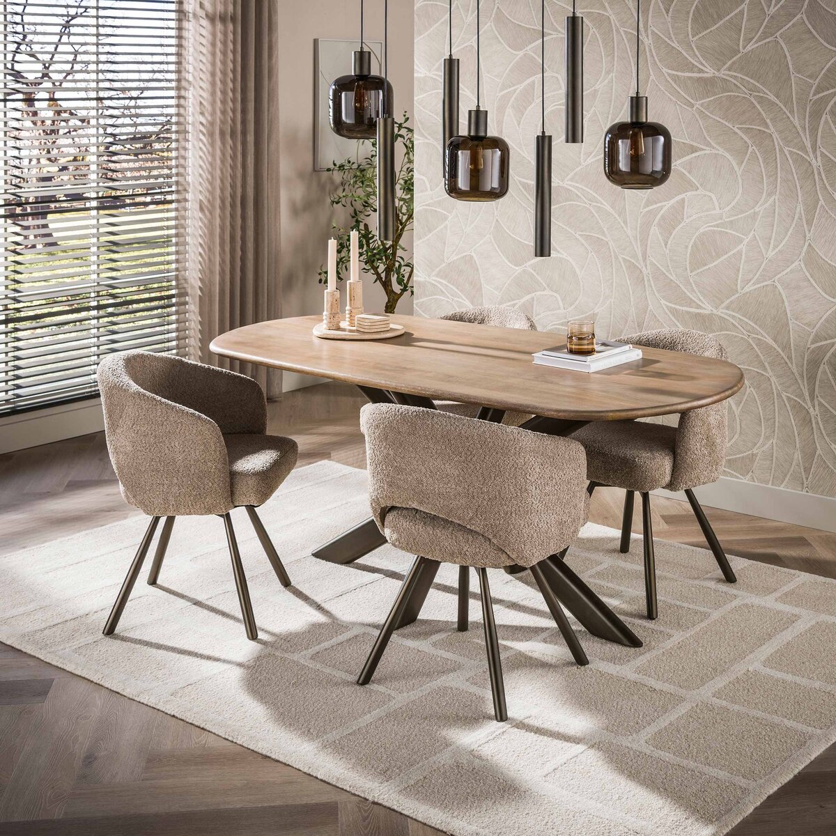 Esstisch Camin Mangoholz massiv, modern oval mit Spider-Gestell, Braun, 180 x 95 cm
