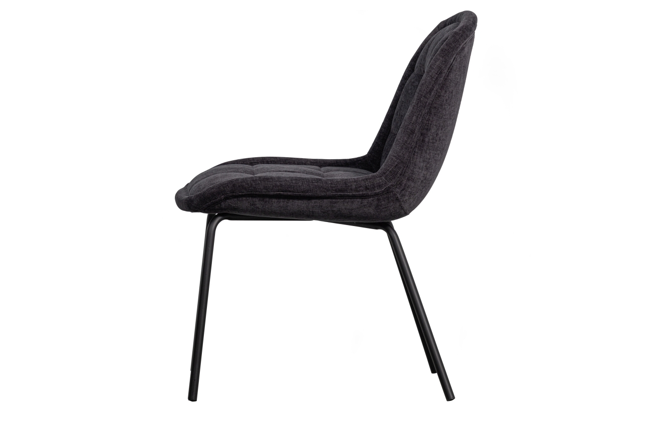 Der Esszimmerstuhl Crate überzeugt mit seinem modernen Stil. Gefertigt wurde er aus Samt, welcher einen dunkelgrauen Farbton besitzt. Das Gestell ist aus Metall und hat eine schwarze Farbe. Der Stuhl verfügt über eine Sitzhöhe von 47 cm.