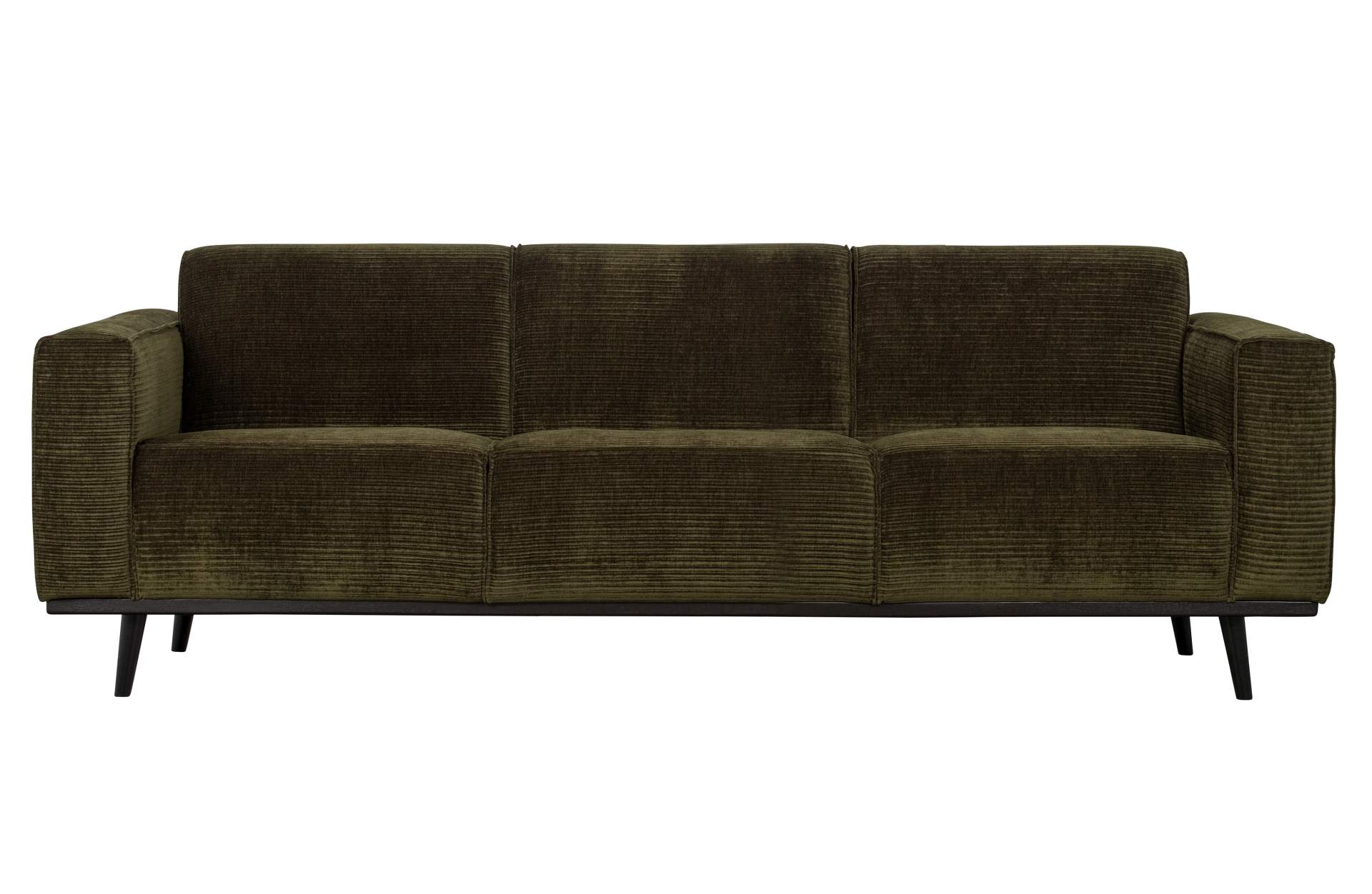 Das Sofa Statement überzeugt mit seinem modernen Design. Gefertigt wurde es aus gewebten Jacquard, welches einen Olive Farbton besitzen. Das Gestell ist aus Birkenholz und hat eine schwarze Farbe. Das Sofa hat eine Breite von 230 cm.