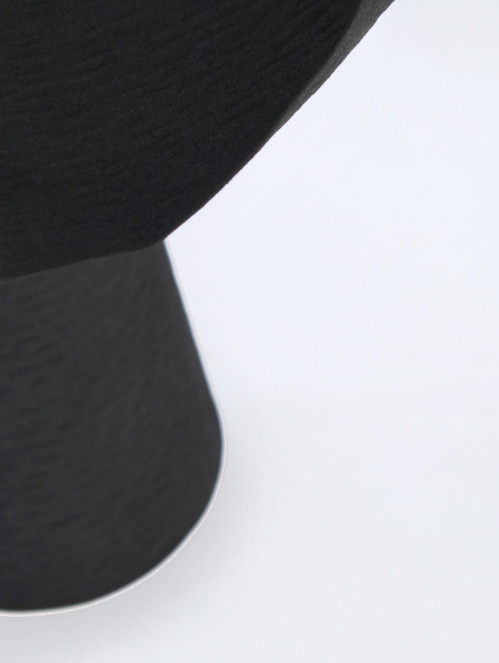 Beistelltisch Lalita aus Metall Ø 46 cm, Schwarz