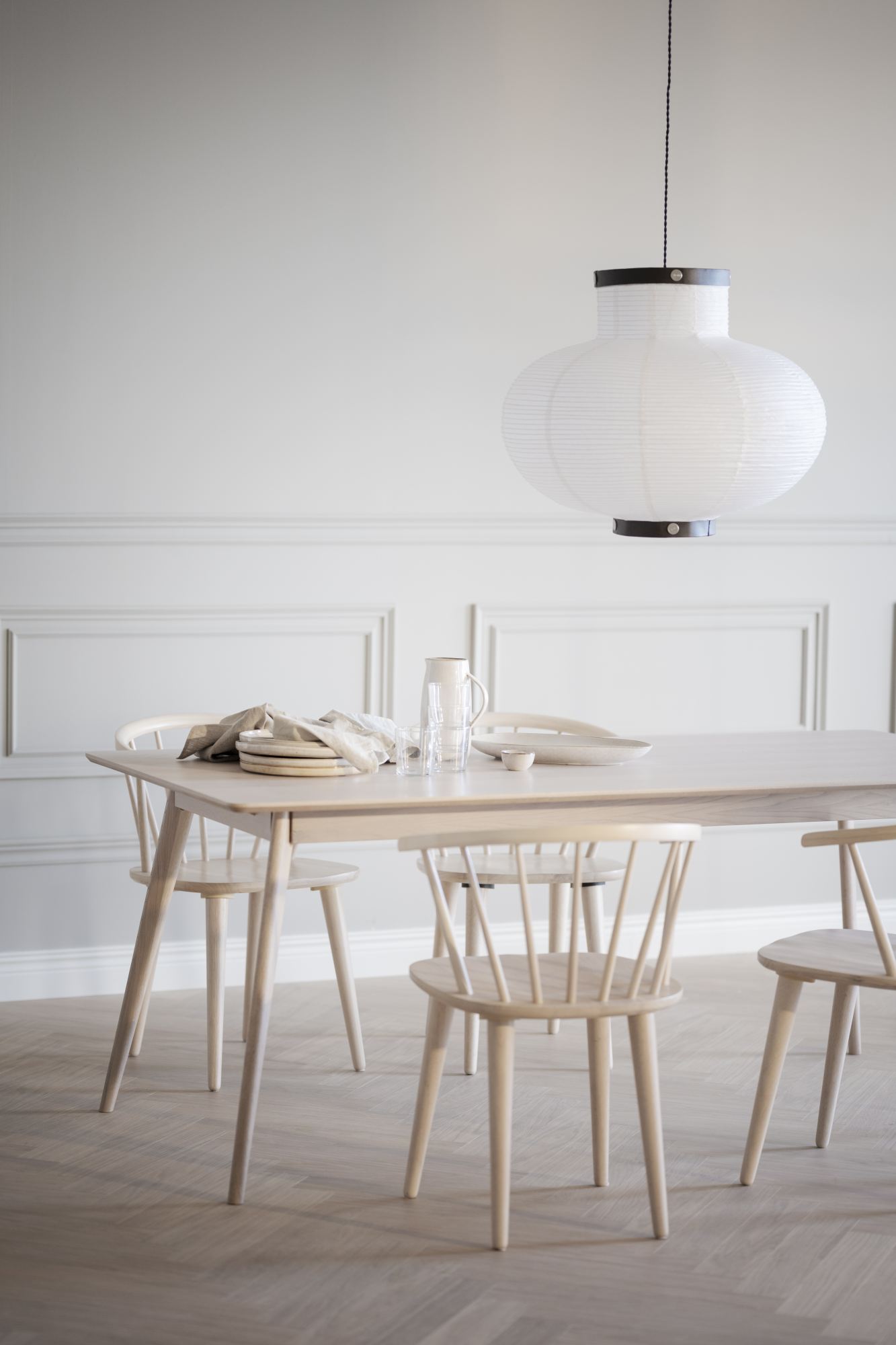 Esstisch Yumi Rechteckig 190x90cm, MDF Eiche weiß pigmentiert – modernes Design trifft Komfort.