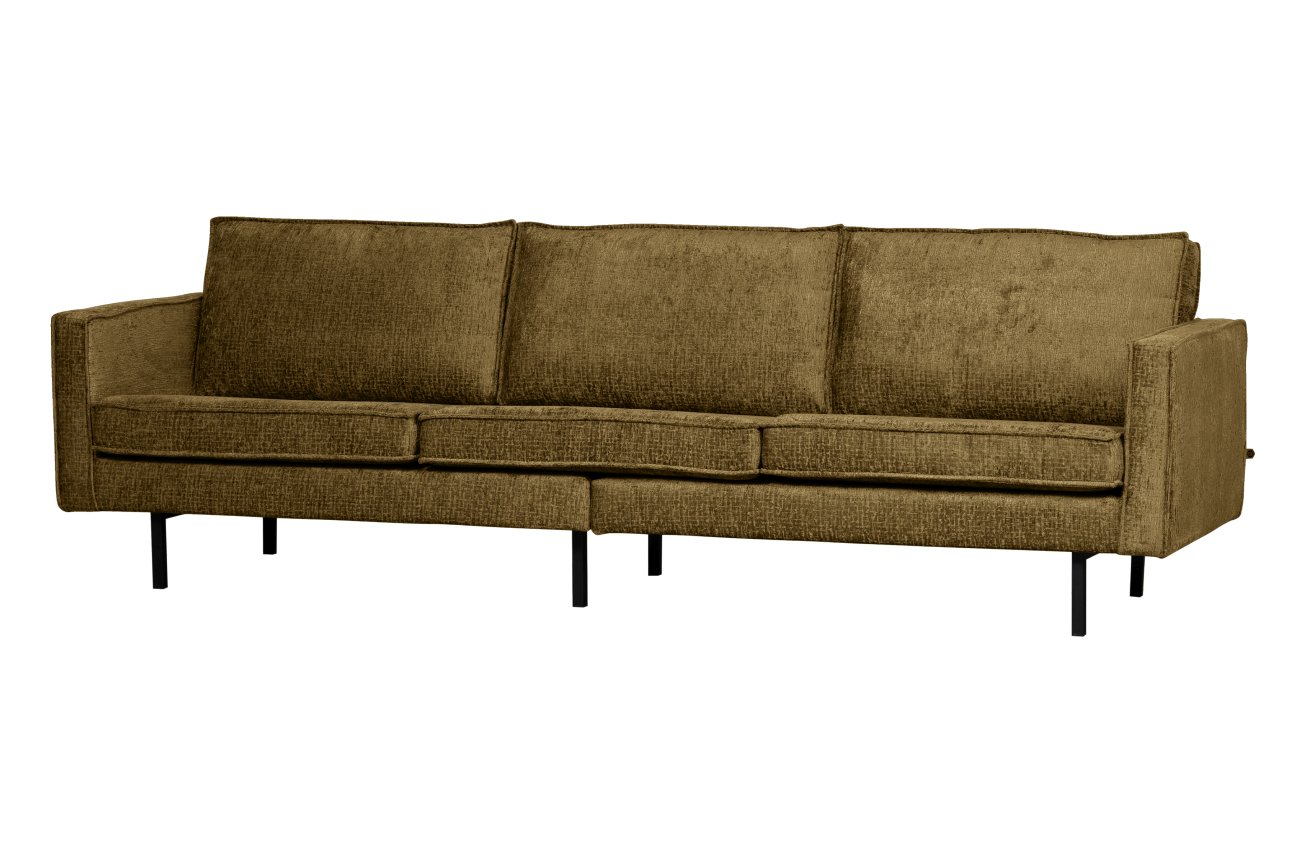 Das Sofa Rodeo überzeugt mit seinem modernen Stil. Gefertigt wurde es aus Struktursamt, welches einen braunen Farbton besitzt. Das Gestell ist aus Metall und hat eine schwarze Farbe. Das Sofa besitzt eine Breite von 277 cm.