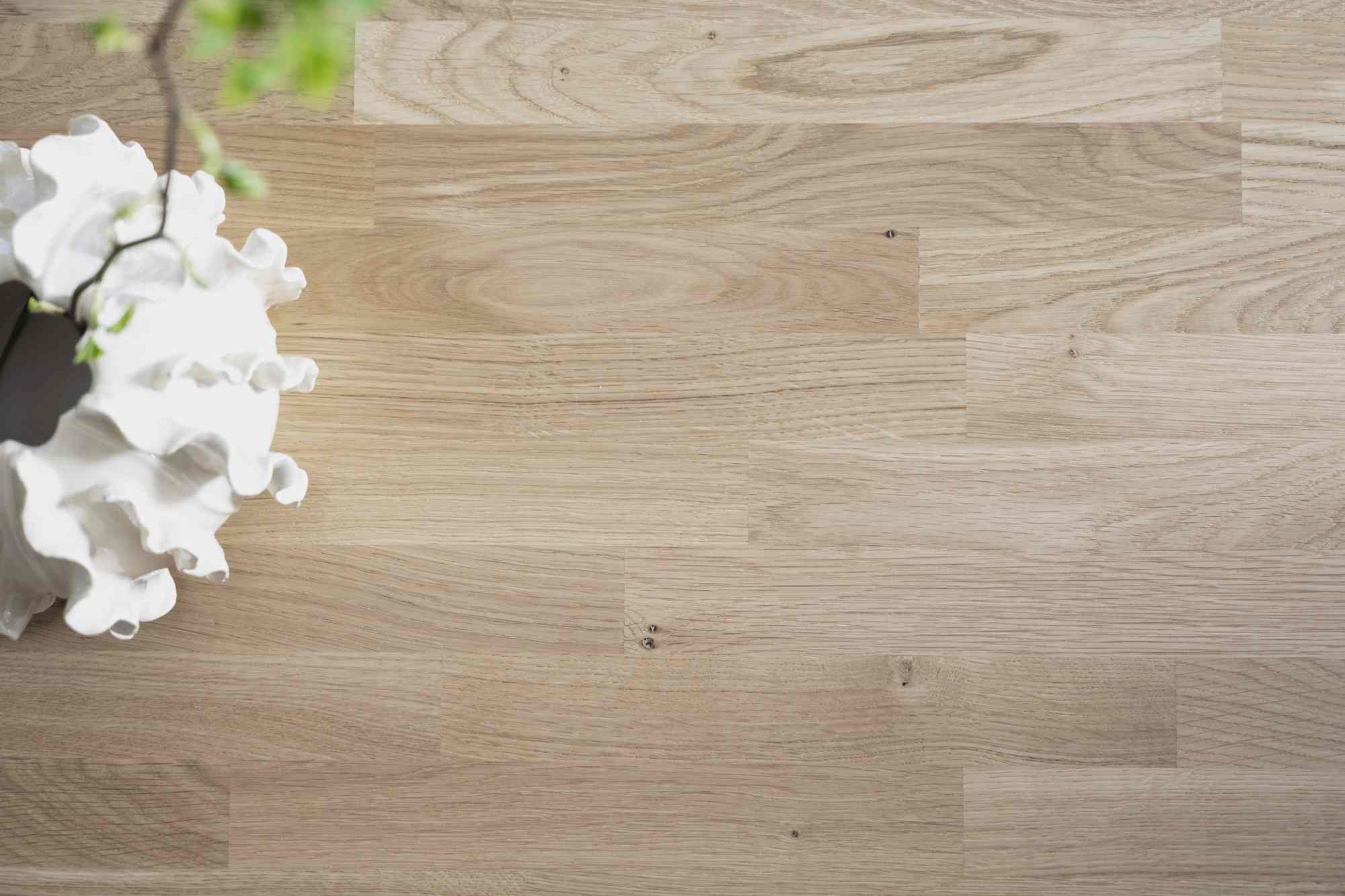 Jetzt entdecken: Esstisch Brooklyn, Trapez-Gestell, 220cm, Natur mit hochwertiger Verarbeitung.