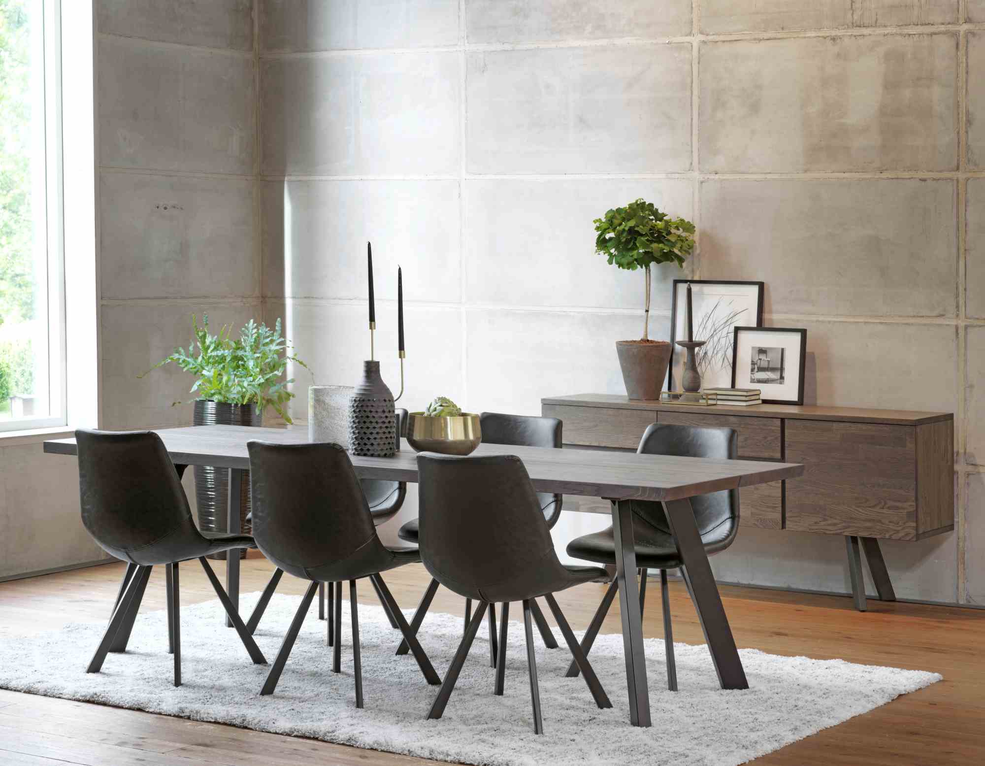 Machen Sie Ihr Zuhause komplett mit Stuhl Auburn 2er Set, Lederoptik Schwarz.