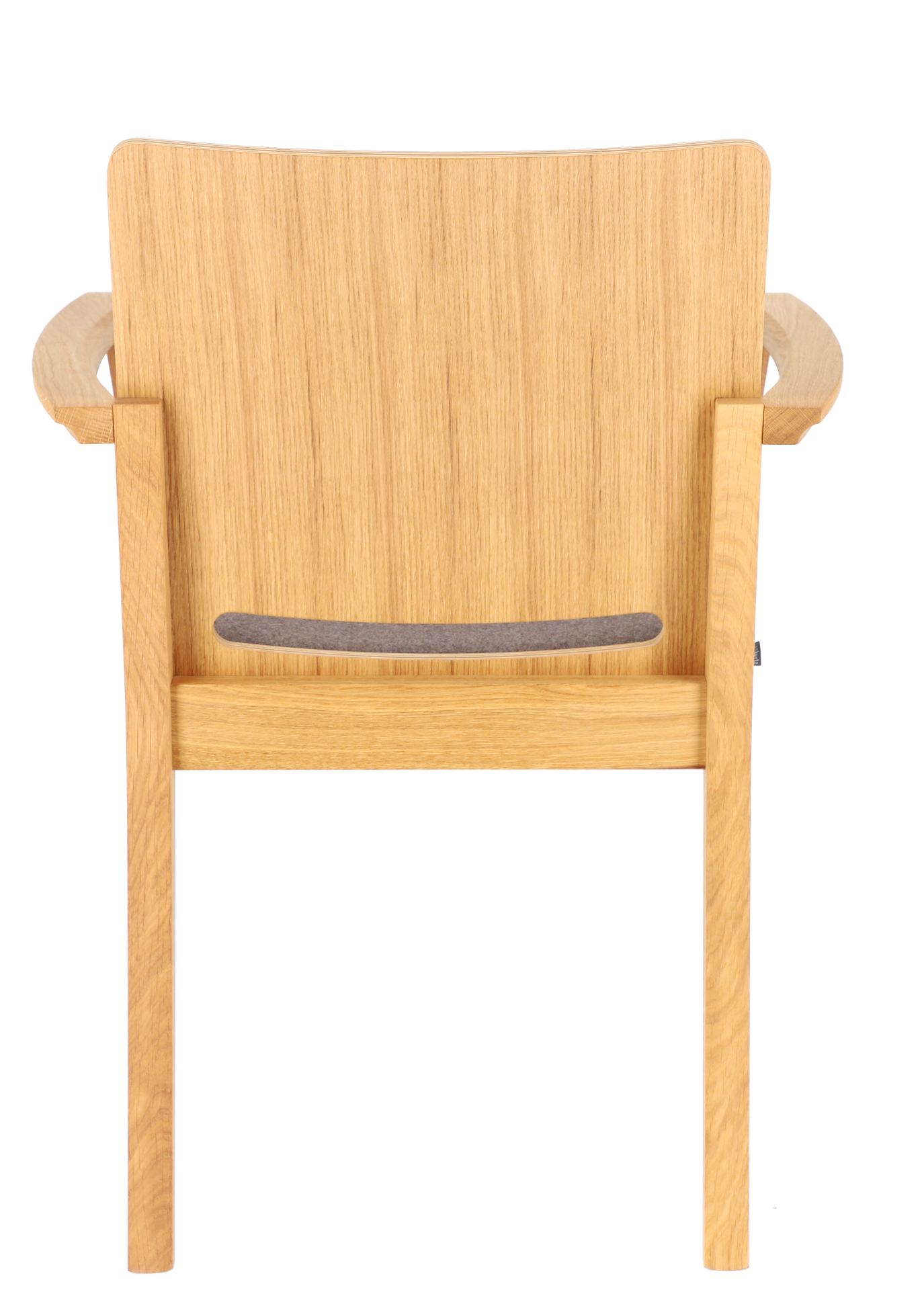 Der Esszimmerstuhl Kelley wurde aus massiver Eiche gefertigt, die Sitzfläche wurde aus Wolle hergestellt. Durch die Armlehnen wird der Tisch nur noch bequemer. Designet wurde der Tisch von der Marke Jan Kurtz.