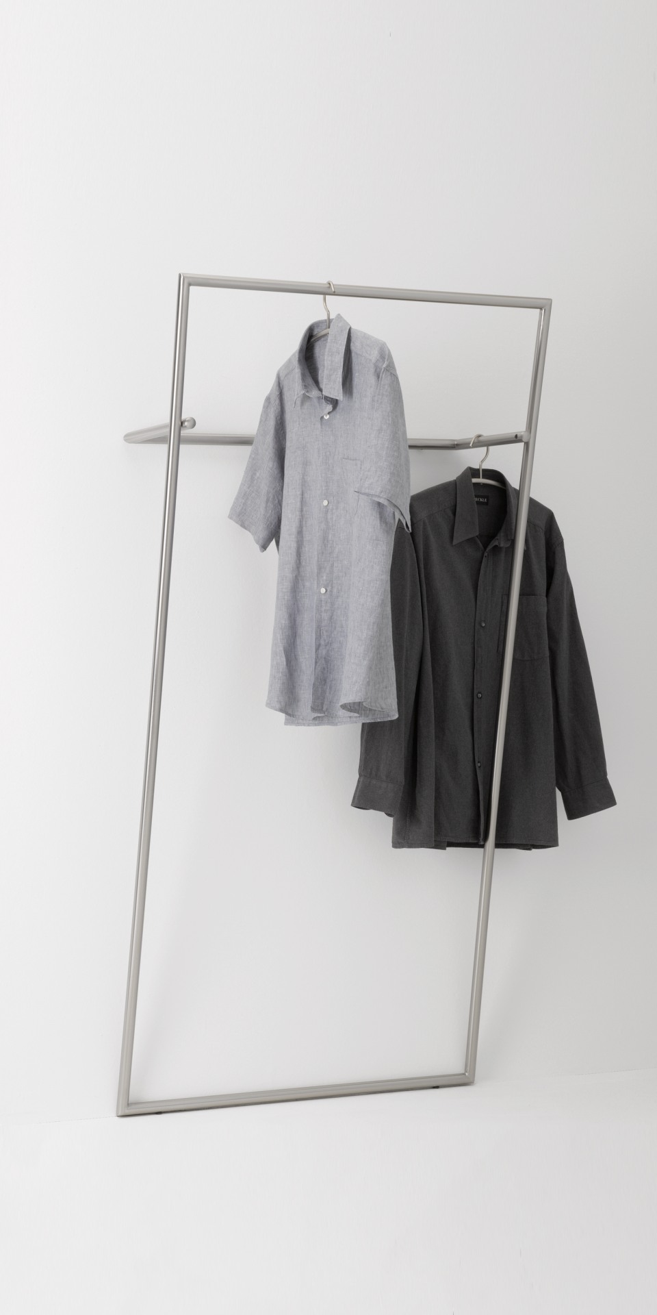 Garderobe Barrel aus Edelstahl Garderobe Barrel aus Edelstahl