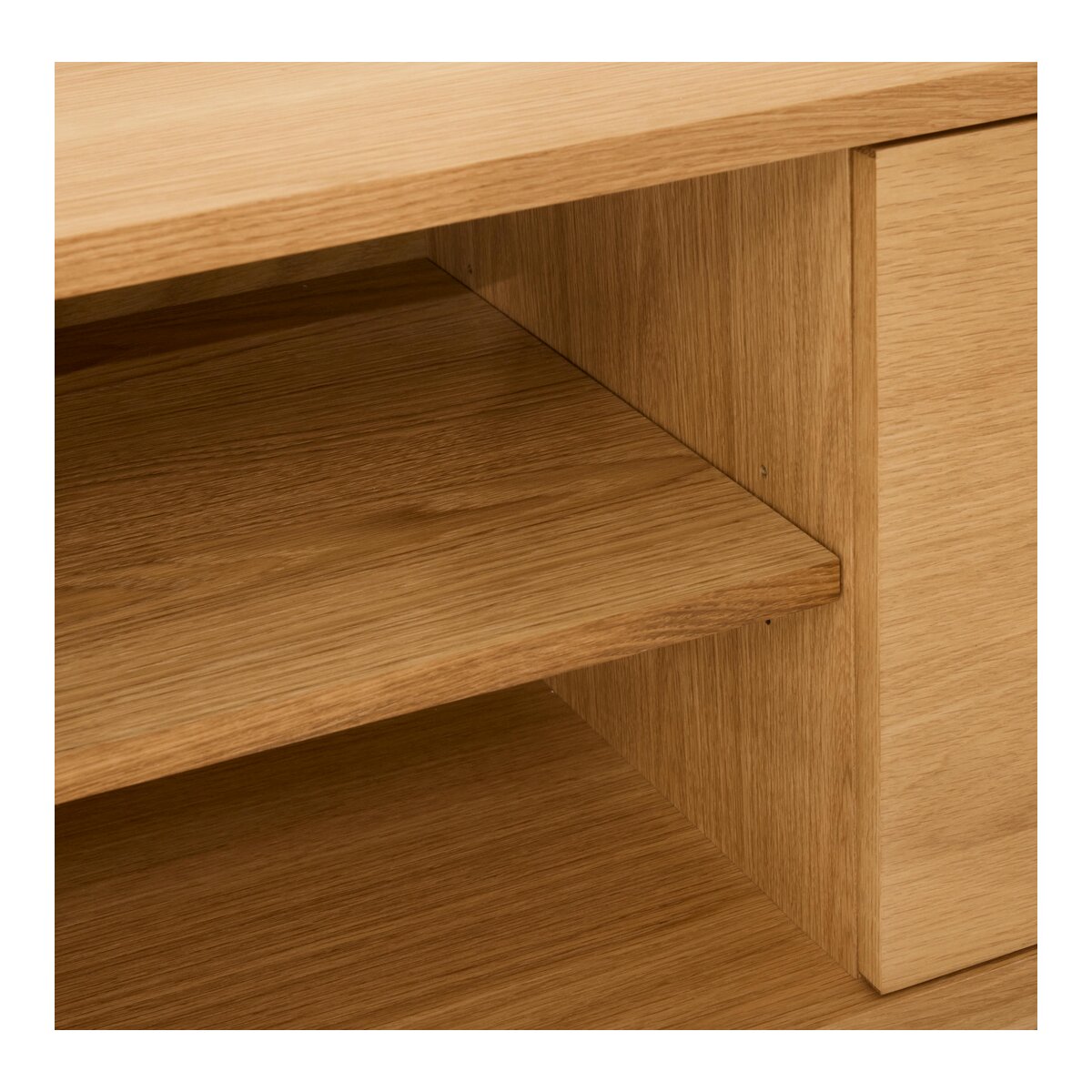 TV-Board Gorbin Eiche Natur 180 cm - mit Türen & Soft-Close