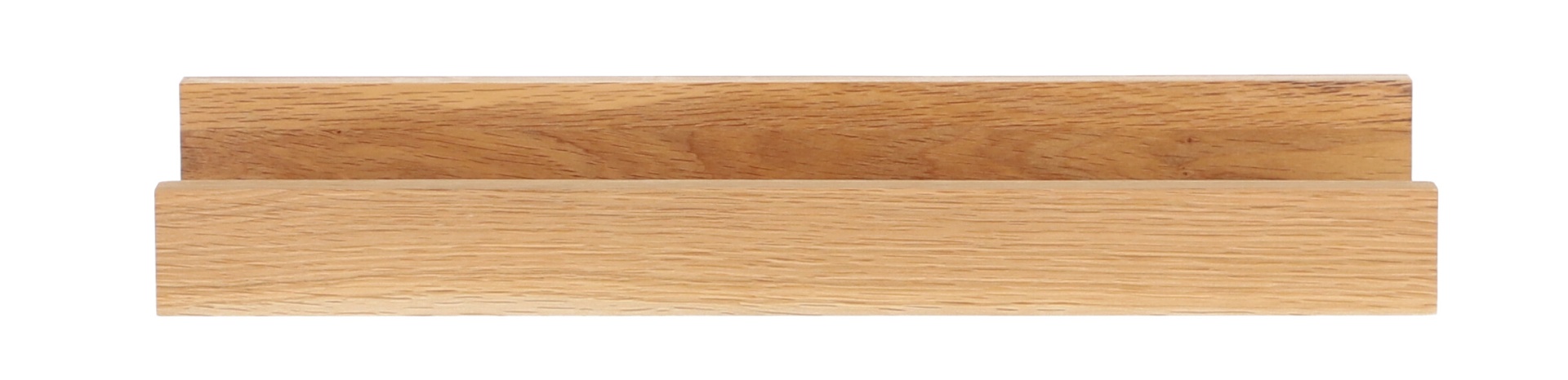 Das schlichte Wandregal Ell von der Marke Jan Kurtz hat ein skandinavisches Design. Gefertigt wurde es aus Eichenholz. Die Breite des Regals ist 80 cm.