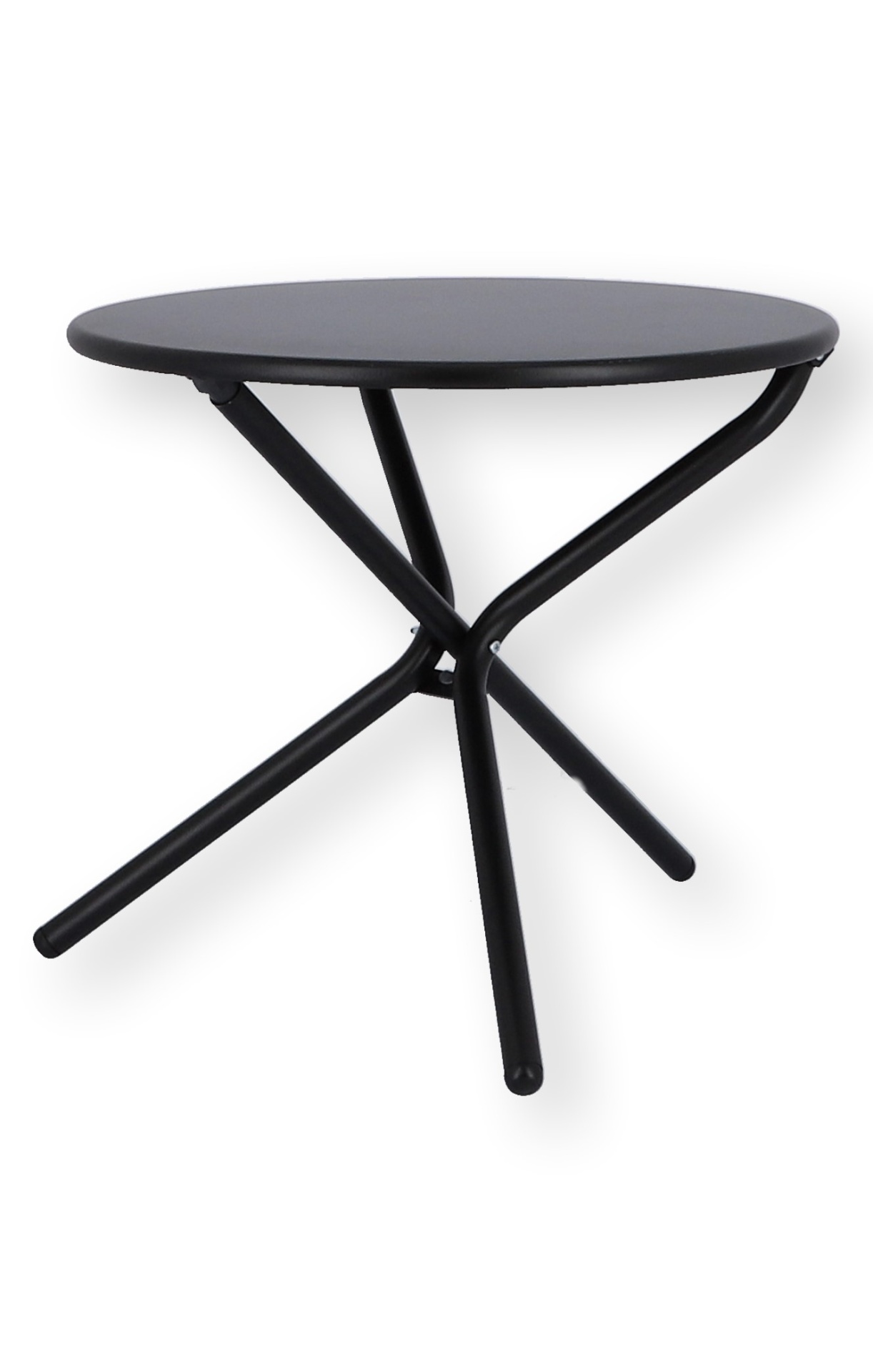 Der Beistelltisch Tris wurde aus Aluminium gefertigt und ist daher auch für den Outdoor Bereich einsetzbar. Designet wurde der Tisch von der Marke Jan Kurtz. Dieser Tisch hat die Farbe Schwarz.