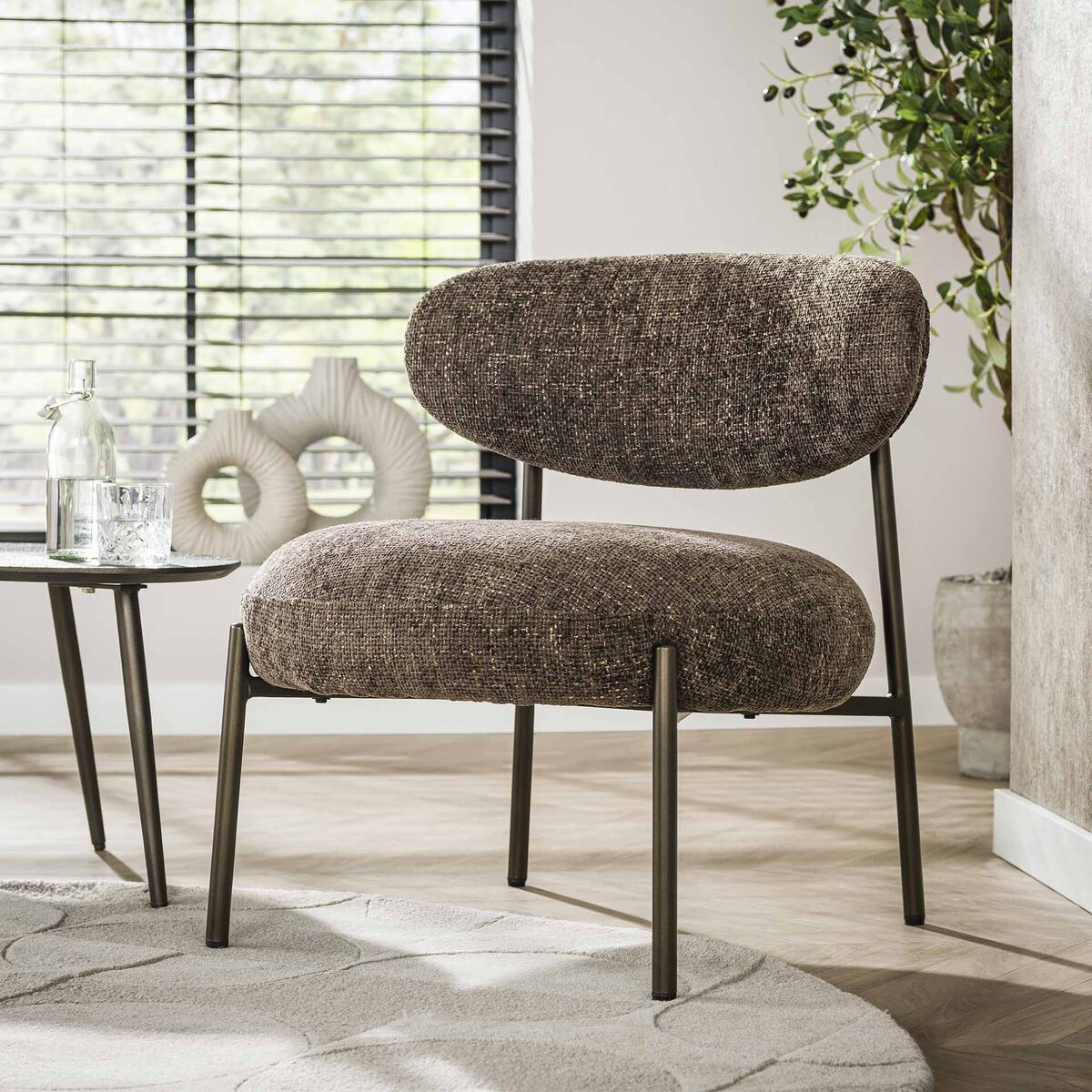 Sessel Velcira Rund aus Webstoff, modern und komfortabel, Braun, weiche Polsterung