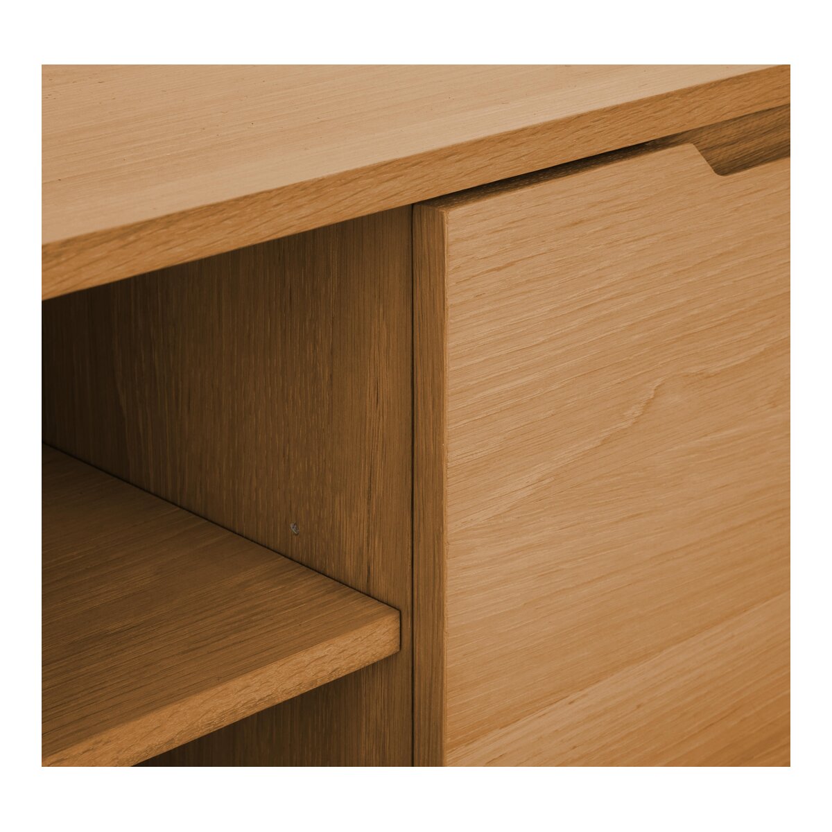TV-Board Enimeta Eiche Natur 160 cm - mit Türen & Soft-Close