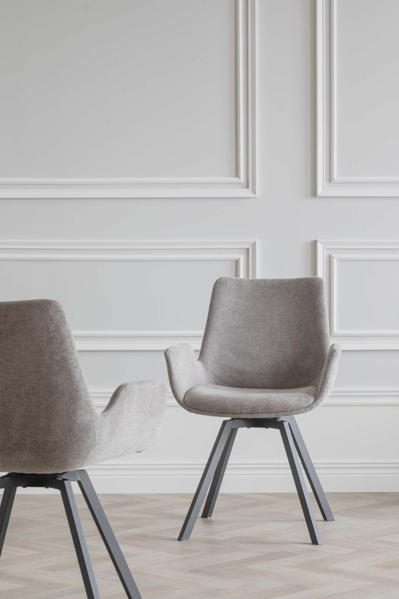 Stuhl Norwell 2er Set mit Drehfunktion, Beige – überzeugt mit zeitlosem Stil.