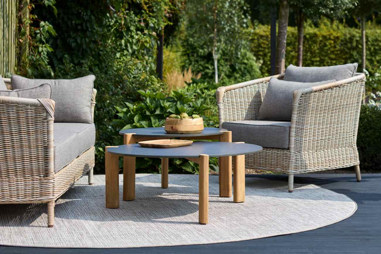 Gartencouchtisch Domino aus Teak, Ø 70 cm